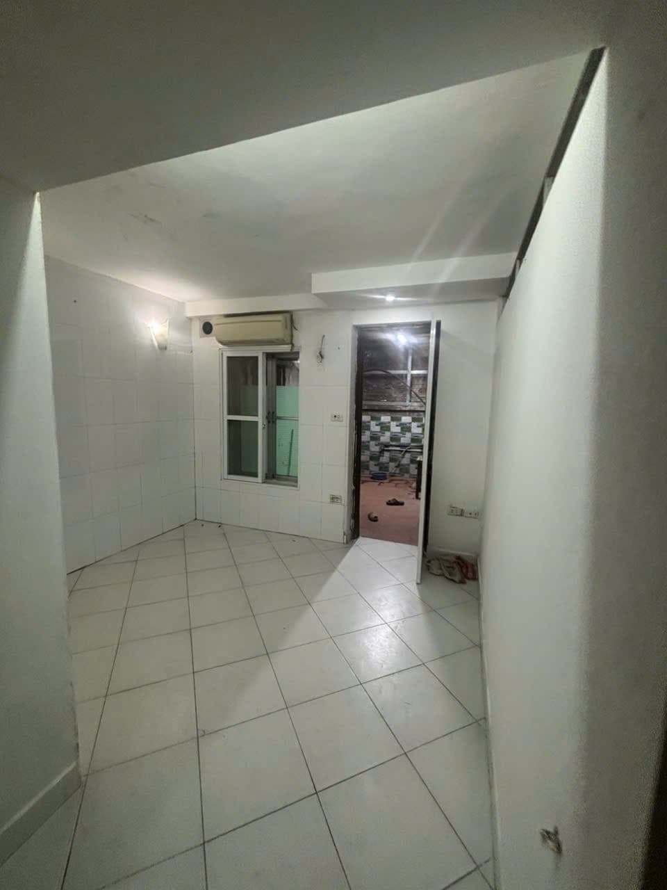 Căn hộ mặt phố, Đống Đa, Hà Nội - 28m² giá 7 tỷ