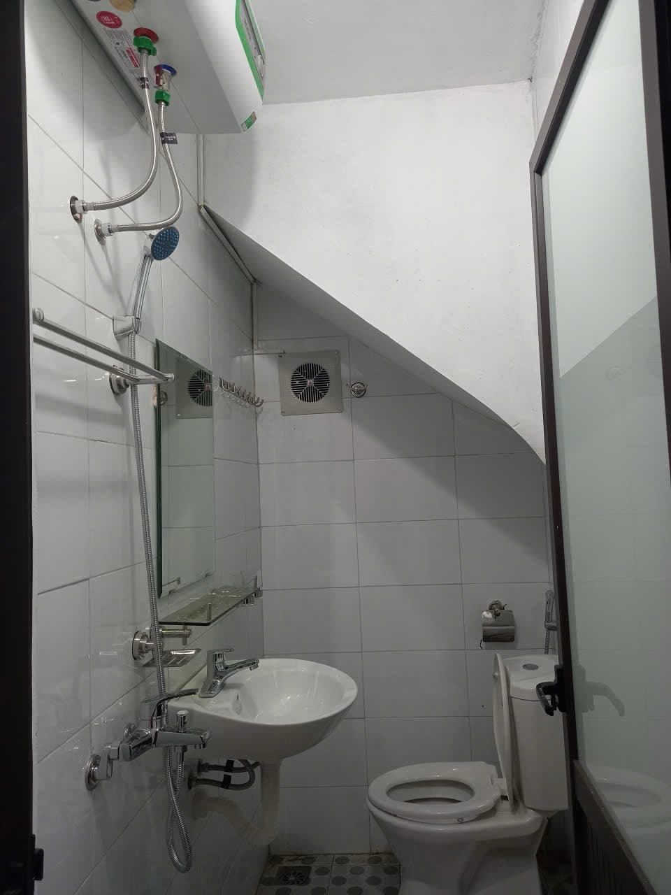 Nhà đất mặt phố, Hoàng Mai, Hà Nội - 26m² giá 2.35 tỷ