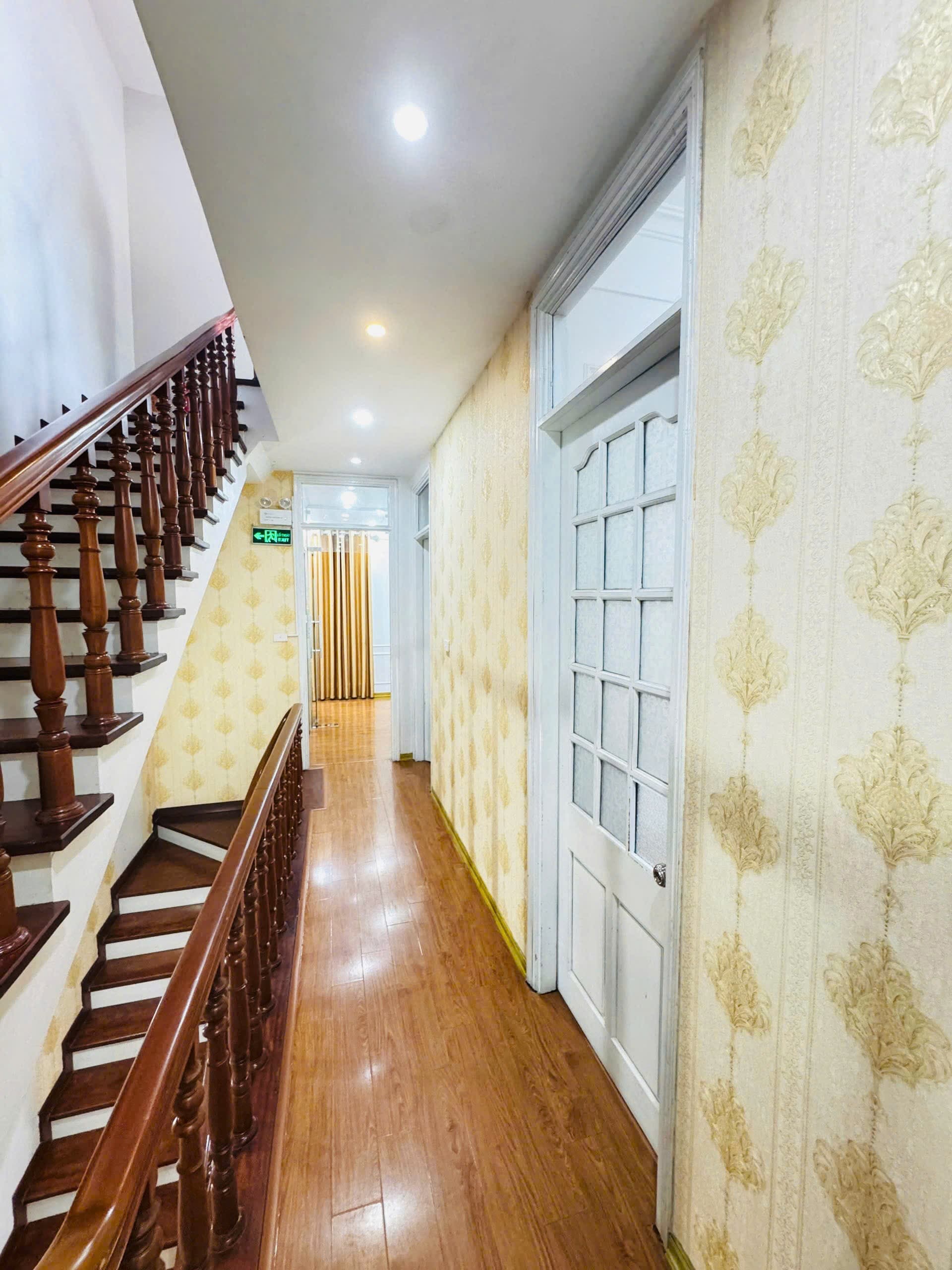 Nhà đất mặt phố, Hoàng Mai, Hà Nội - 180m² giá 75.5 tỷ