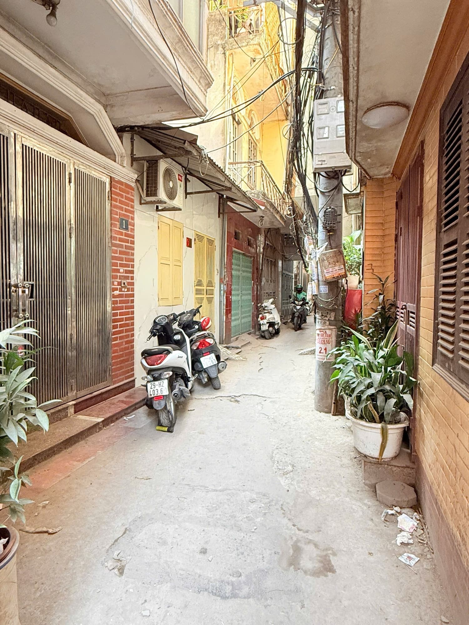 Nhà đất mặt phố, Hoàng Mai, Hà Nội - 27m² giá 8.68 tỷ