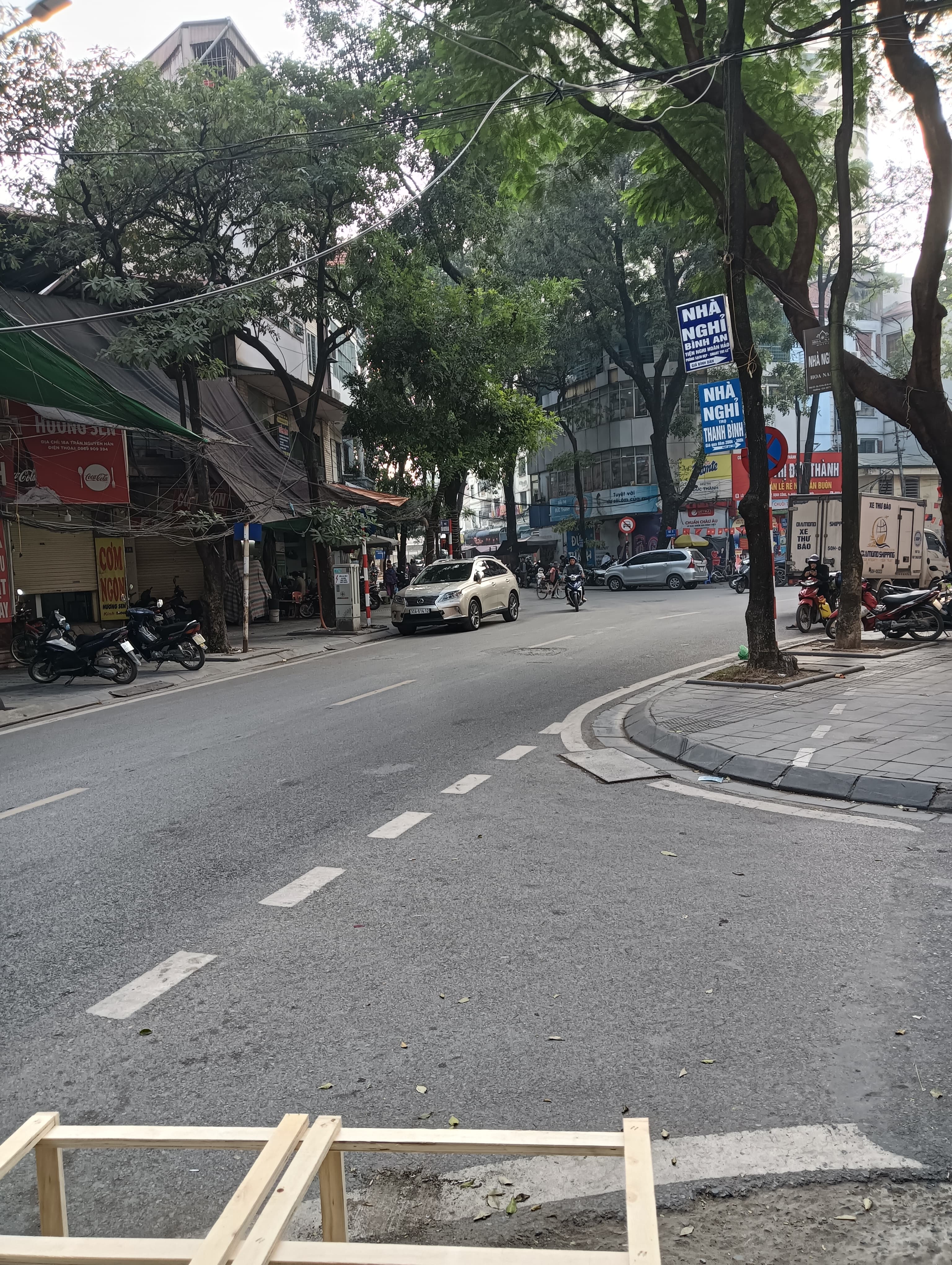 Nhà đất mặt phố, Hoàng Mai, Hà Nội - 92m² giá 70 tỷ