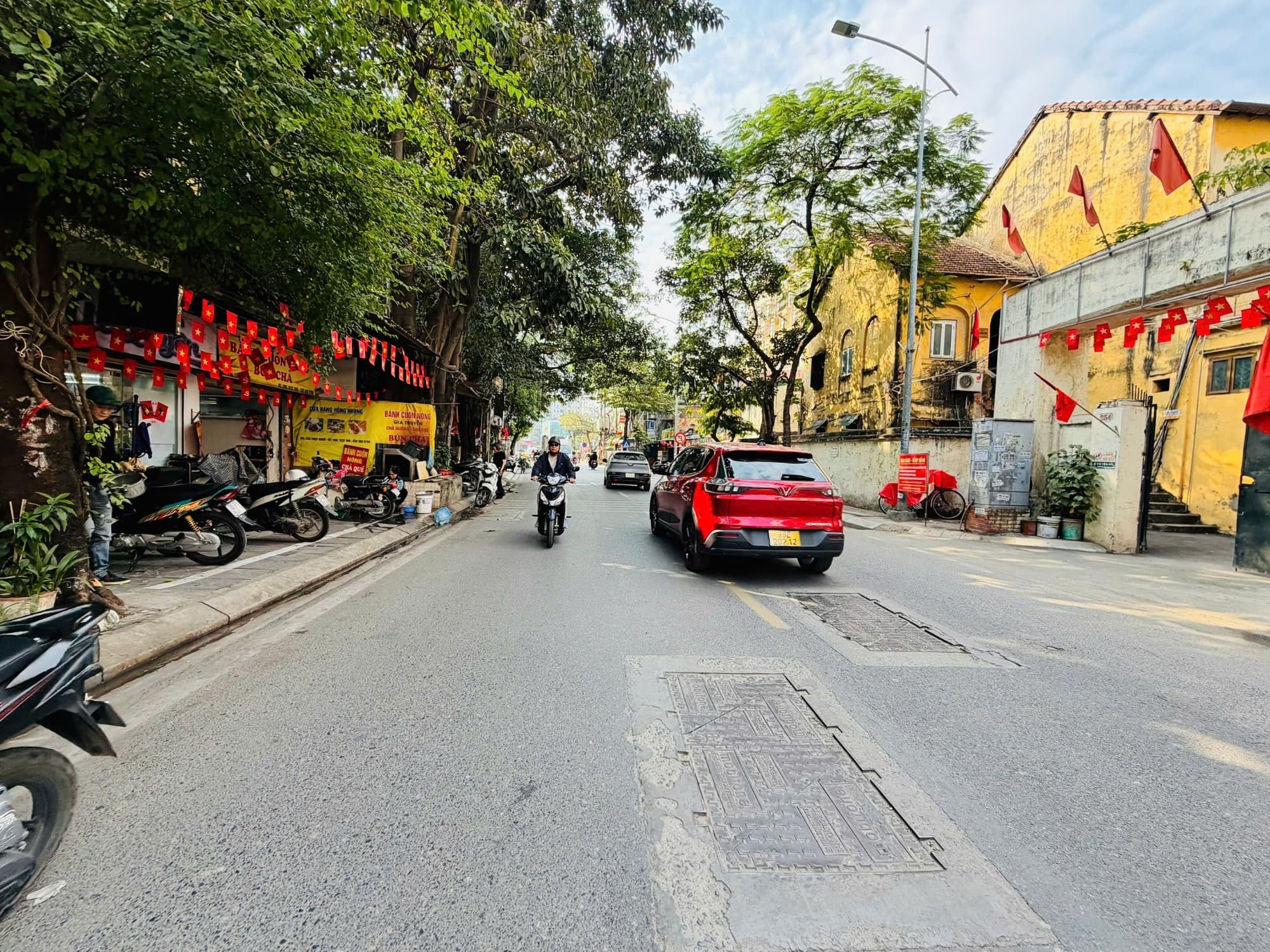 Nhà đất mặt phố, Tây Hồ, Hà Nội - 50m² giá 28 tỷ