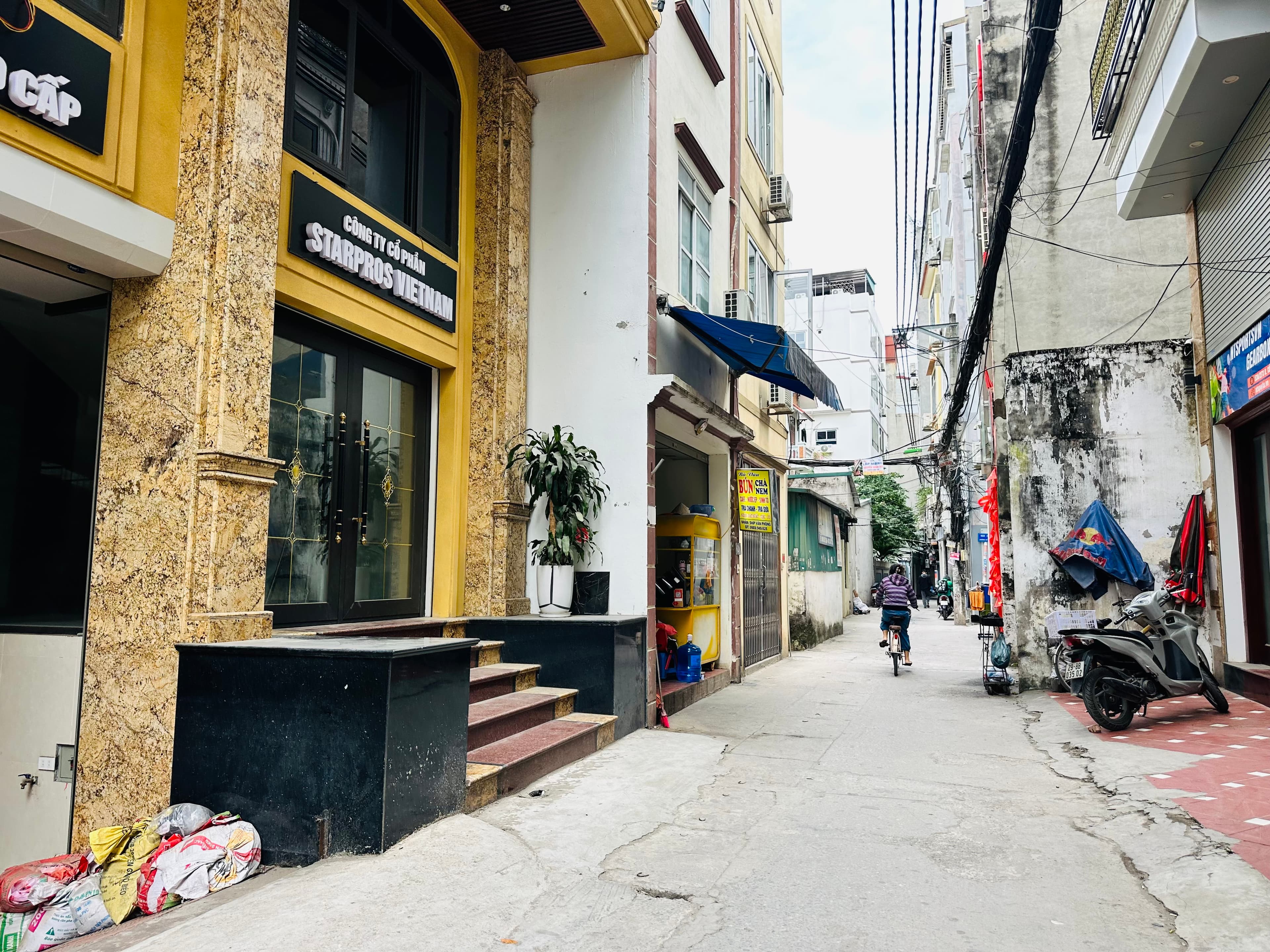 Nhà đất mặt phố, Bắc Từ Liêm, Hà Nội - 93m² giá 26.3 tỷ