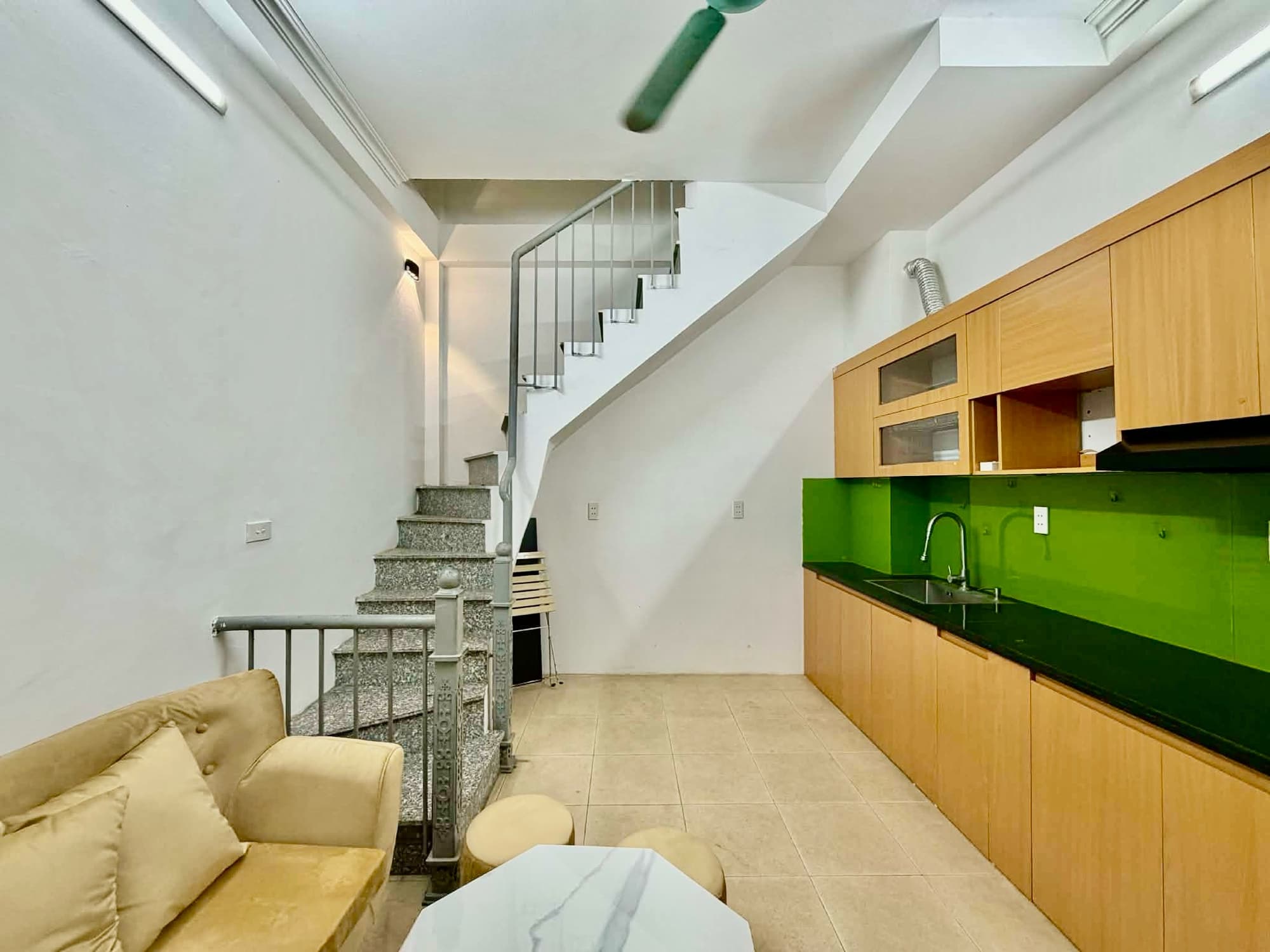 Nhà đất mặt phố, Đống Đa, Hà Nội - 16m² giá 4.95 tỷ