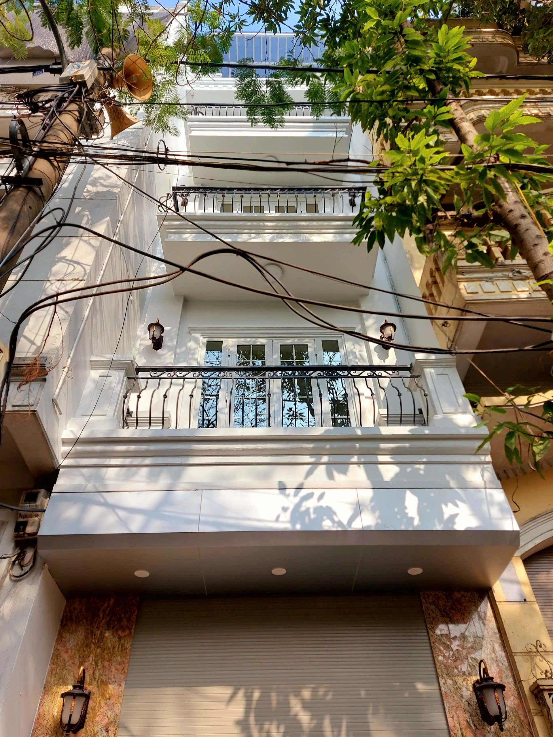 Nhà đất mặt phố, Hai Bà Trưng, Hà Nội - 46m² giá 23.6 tỷ