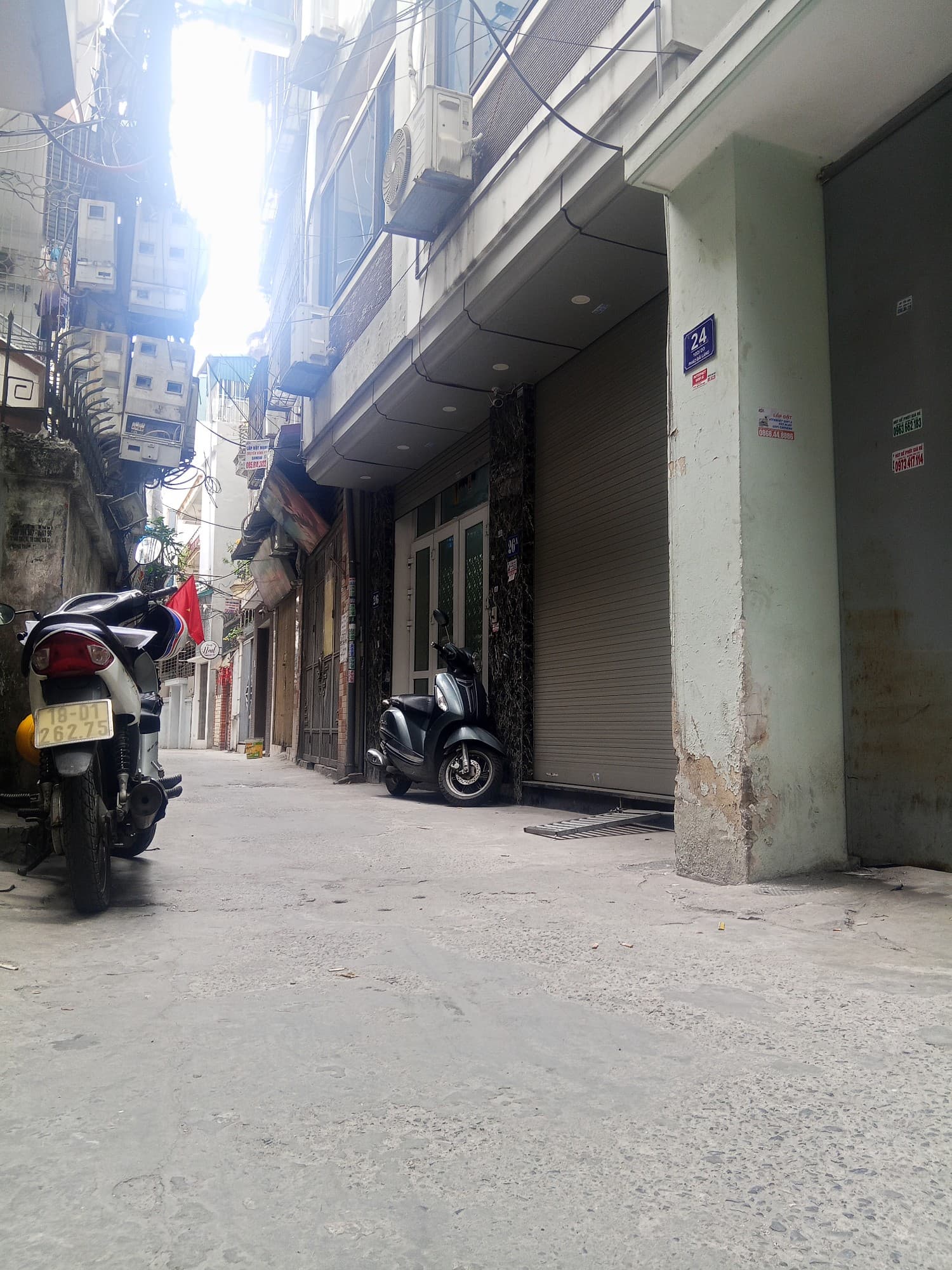 Nhà đất mặt phố, Đống Đa, Hà Nội - 71m² giá 27.3 tỷ