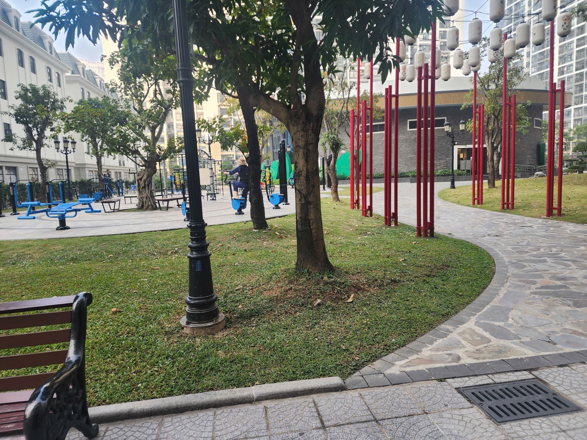 Căn hộ The Sakura - Vinhomes Smart City -, - 68m² giá 13.5 tỷ