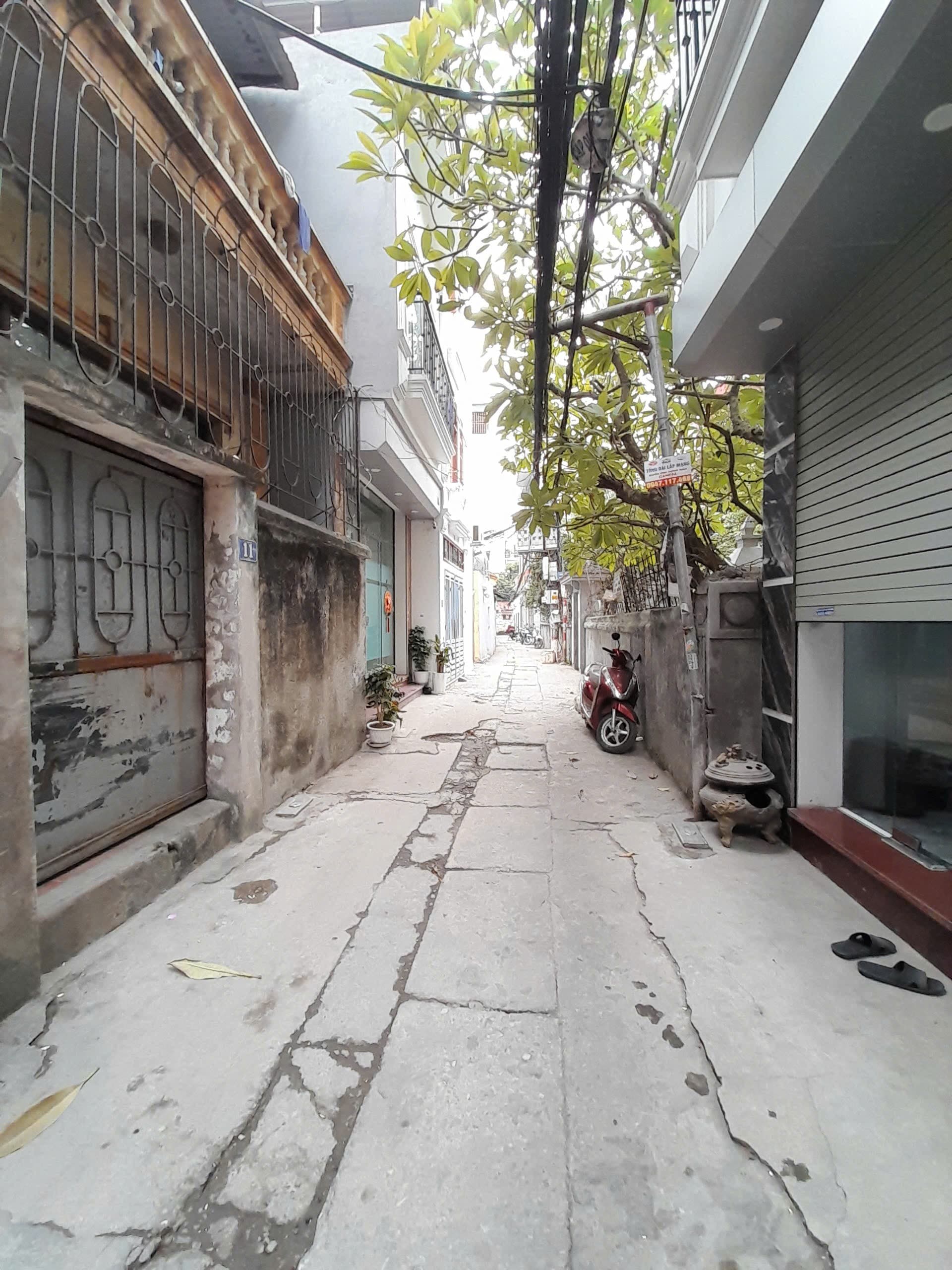 Nhà đất mặt phố, Hoàng Mai, Hà Nội - 41m² giá 9.7 tỷ