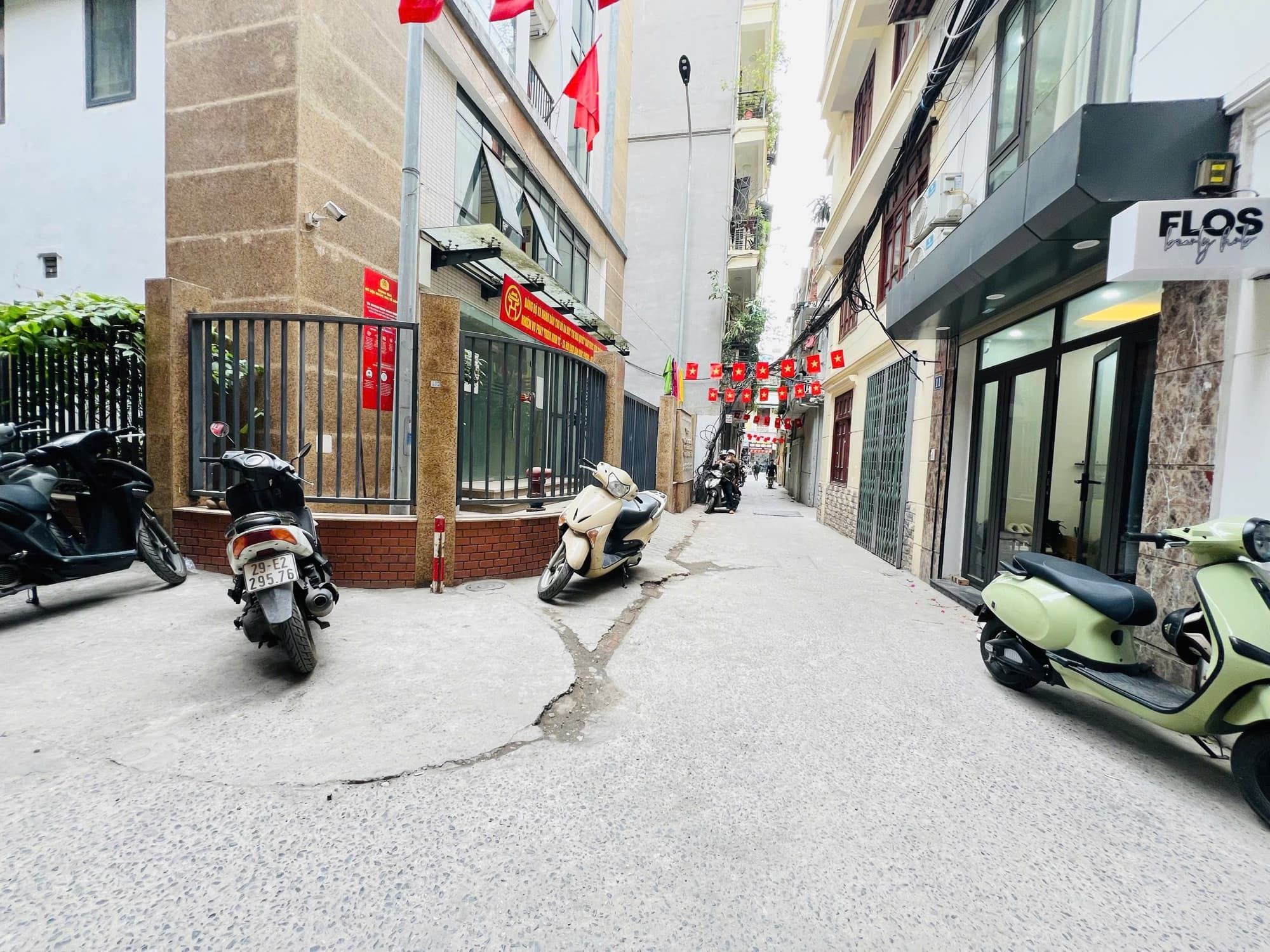 Nhà đất mặt phố, Đống Đa, Hà Nội - 51m² giá 17.5 tỷ