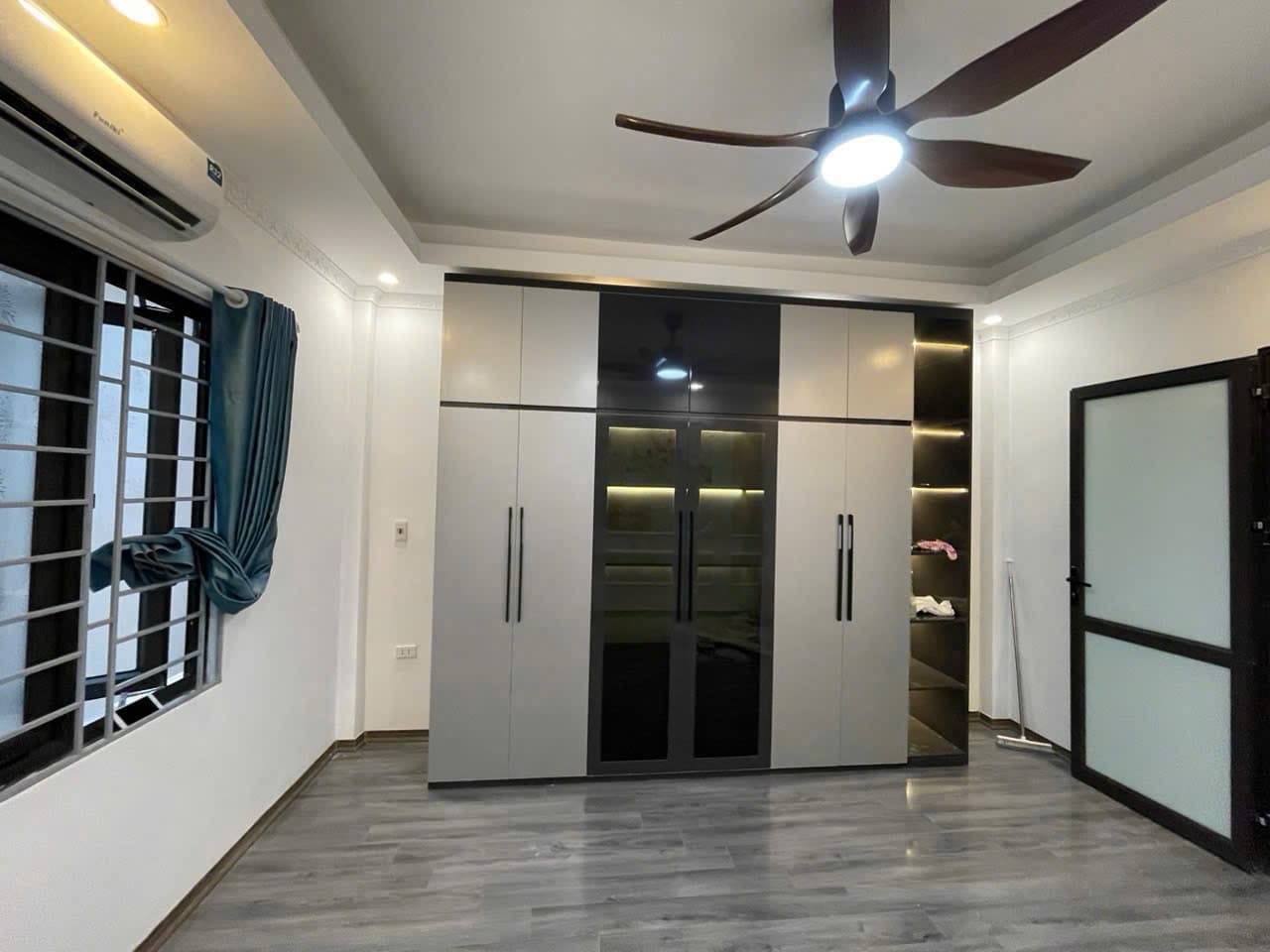Nhà đất mặt phố, Hà Đông, Hà Nội - 30m² giá 7.9 tỷ