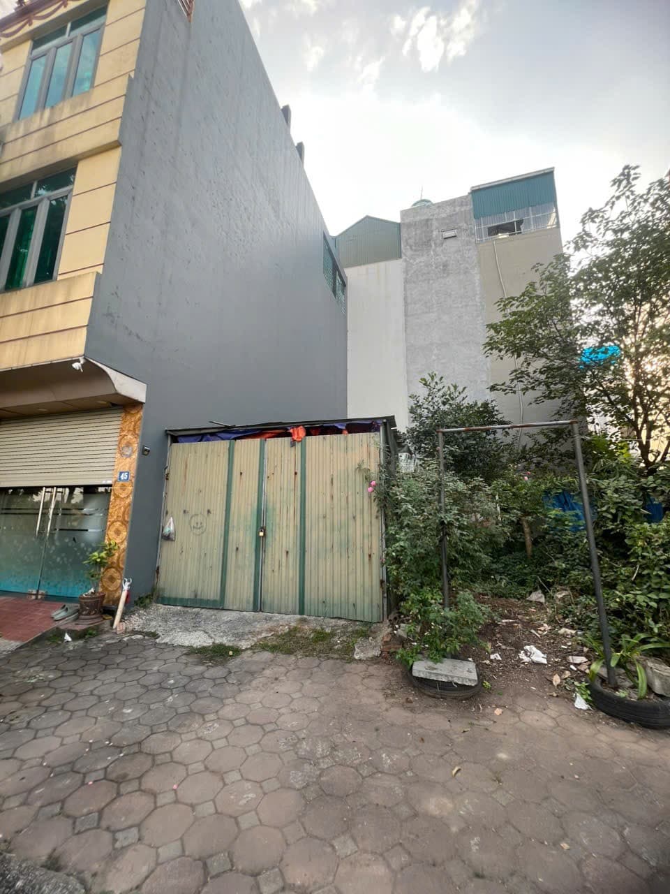 Nhà đất mặt phố, Long Biên, Hà Nội - 40m² giá 12.6 tỷ