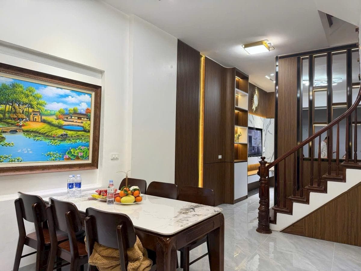 Nhà đất mặt phố, Đống Đa, Hà Nội - 34m² giá 14 tỷ