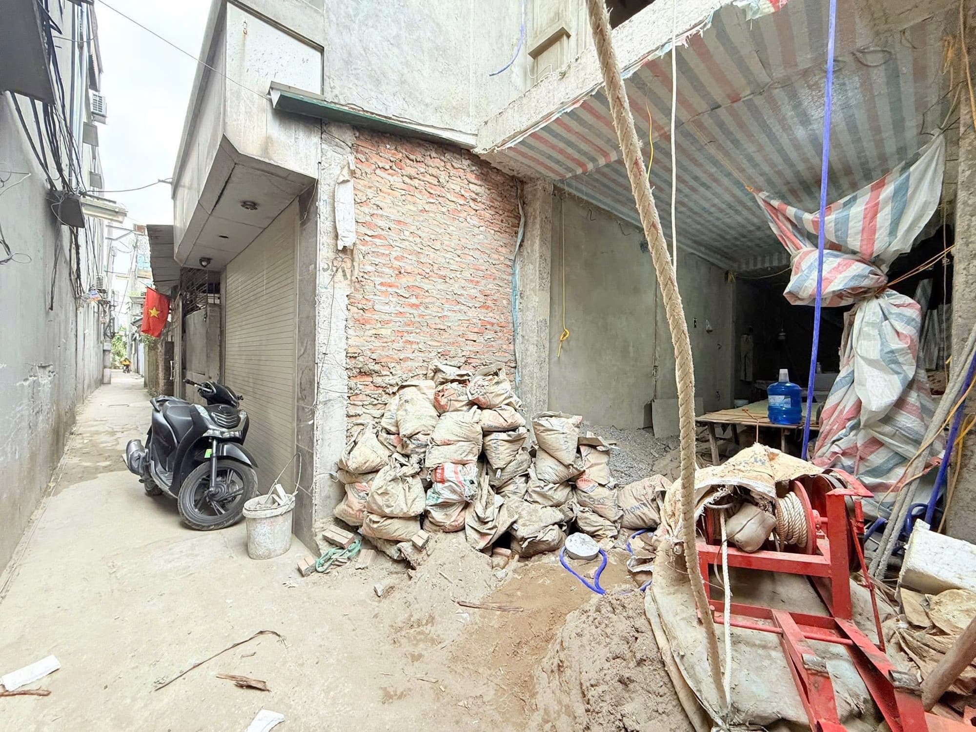 Nhà đất mặt phố, Hoàng Mai, Hà Nội - 37m² giá 6.8 tỷ
