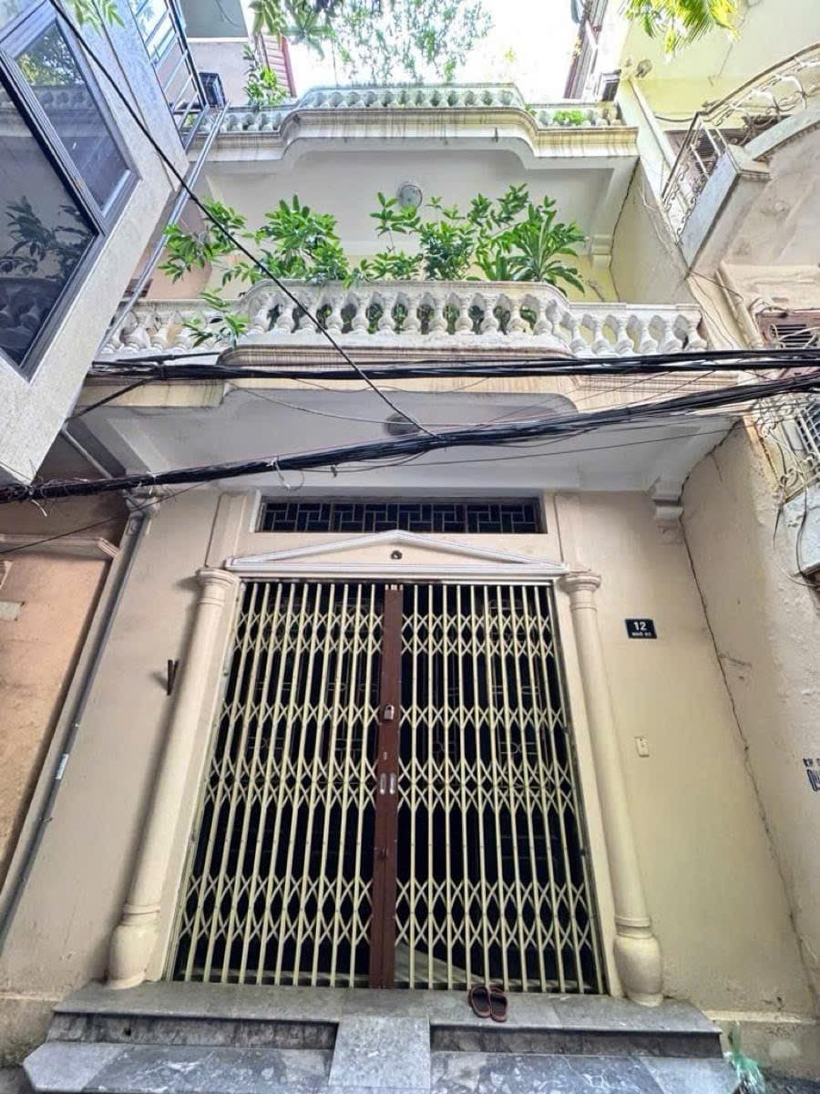 Nhà đất mặt phố, Ba Đình, Hà Nội - 37m² giá 7.75 tỷ