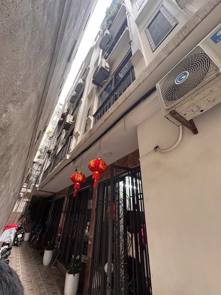 Nhà đất mặt phố, Hoàng Mai, Hà Nội - 30m² giá 8 tỷ