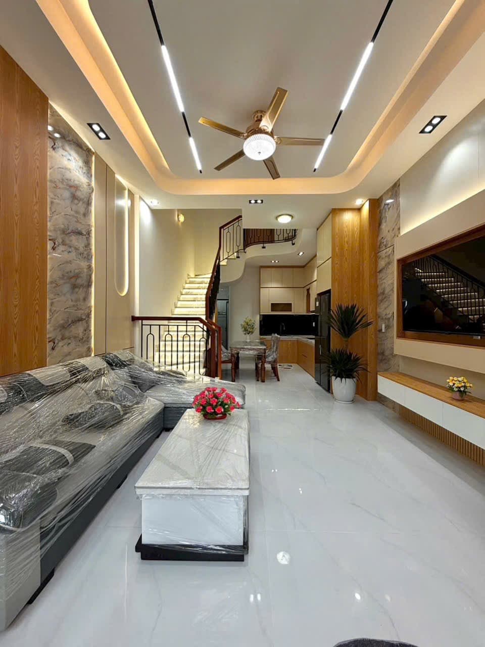 Nhà đất mặt phố, Liên Chiểu, Đà Nẵng - 62m² giá 5.65 tỷ