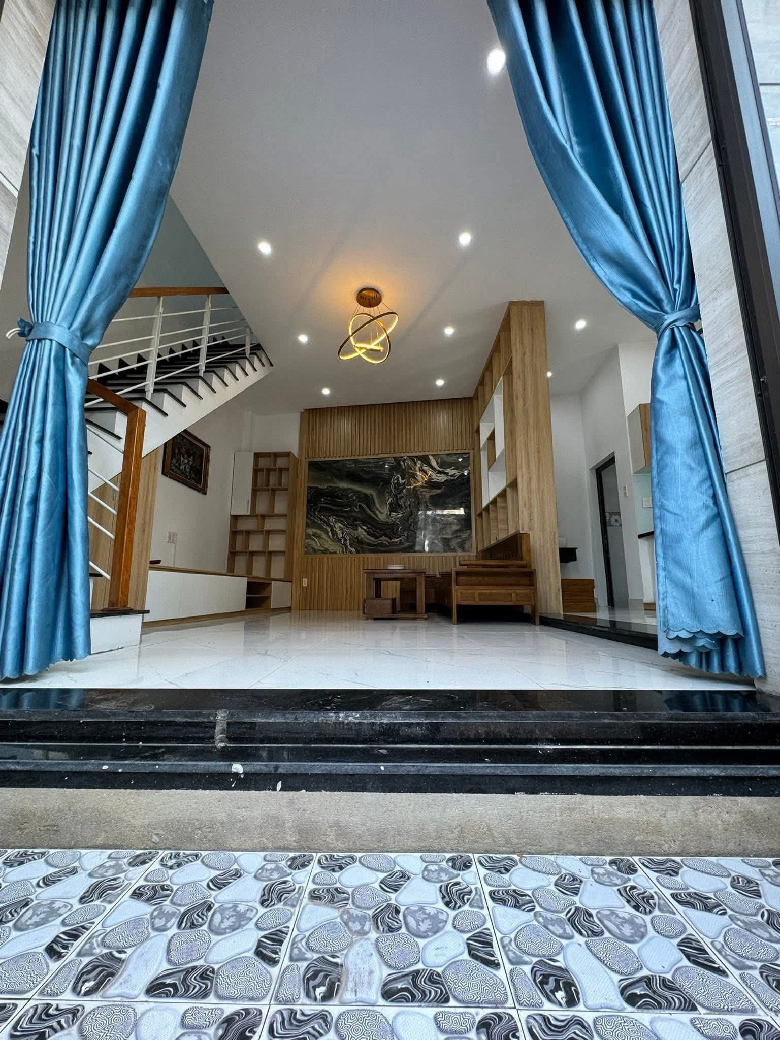 Nhà đất mặt phố, Liên Chiểu, Đà Nẵng - 50m² giá 4.75 tỷ