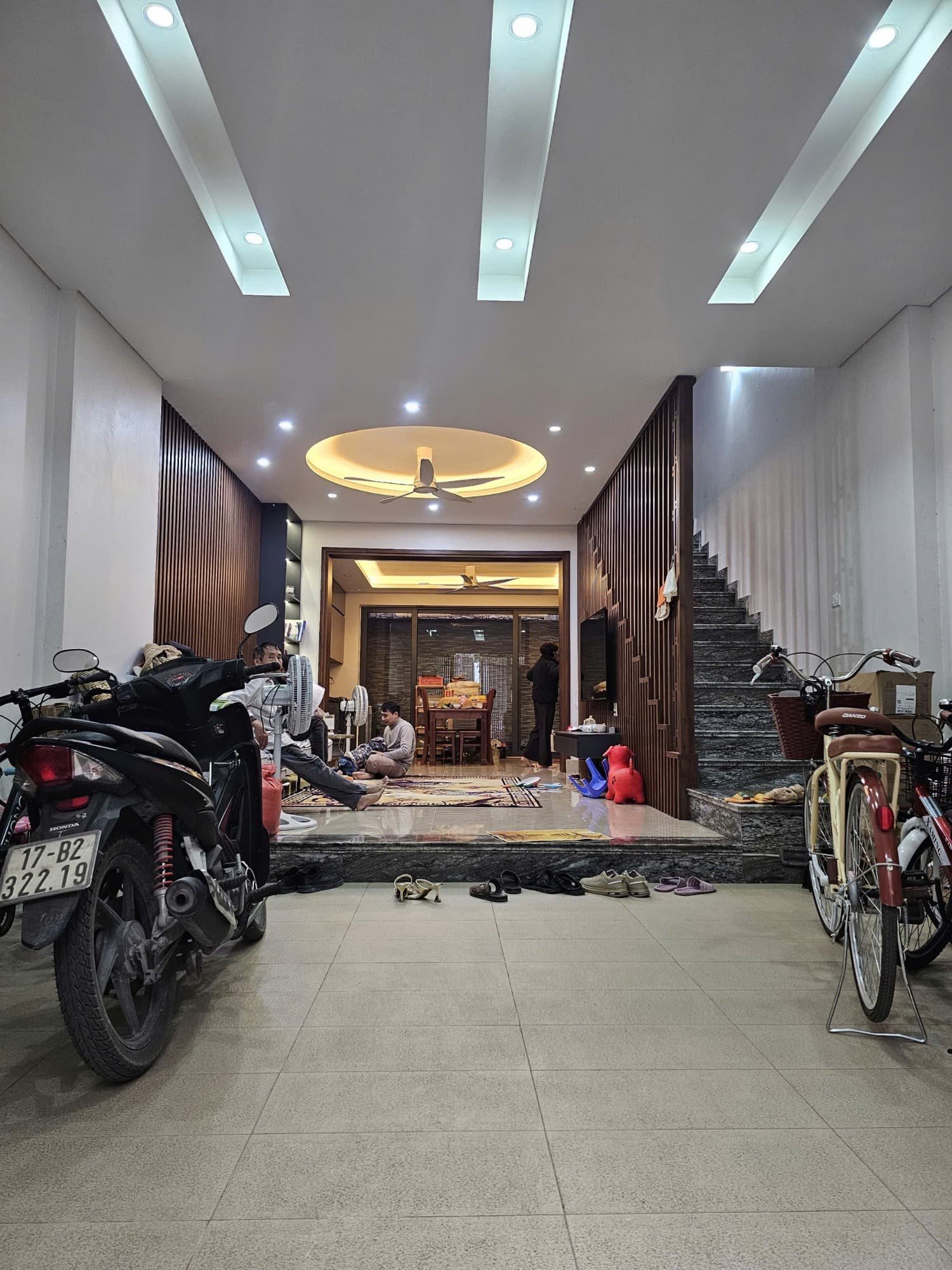 Nhà đất Tiểu khu đô thị mới, - Vạn Phúc - 75m² giá 23.2 tỷ