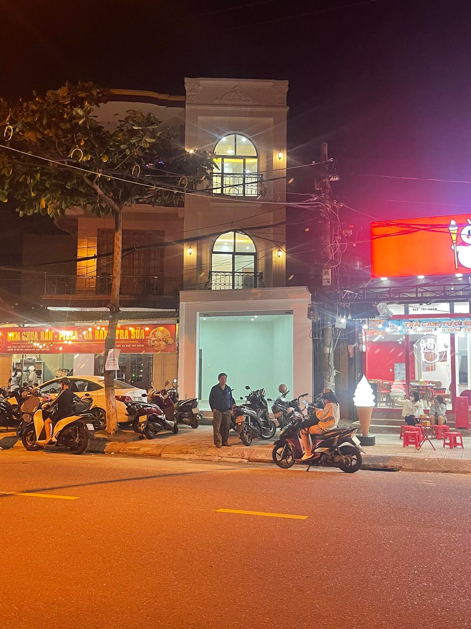 Nhà đất mặt phố, Liên Chiểu, Đà Nẵng - 97m² giá 11.9 tỷ