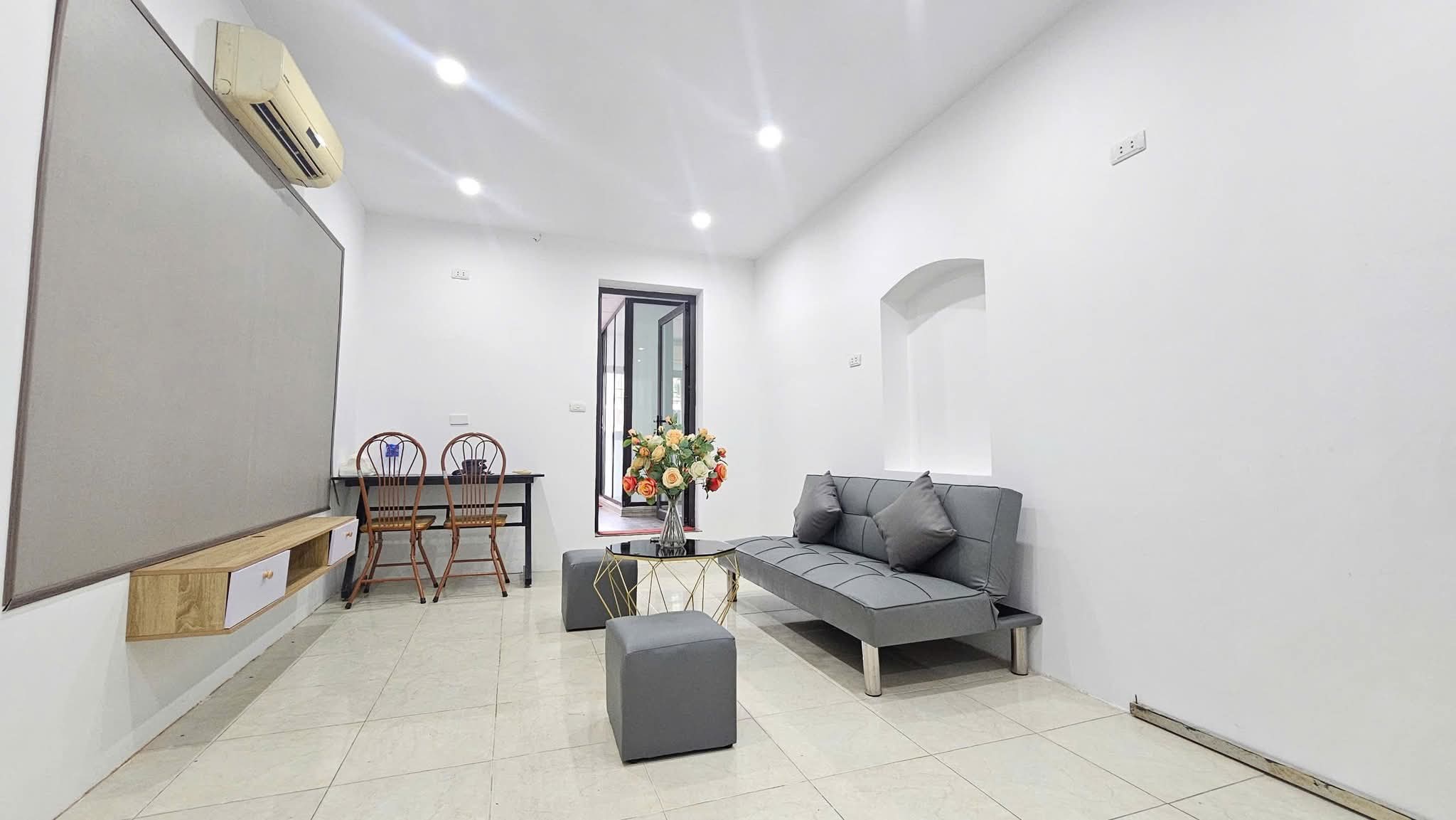 Căn hộ mặt phố, Hai Bà Trưng, Hà Nội - 40m² giá 2.69 tỷ