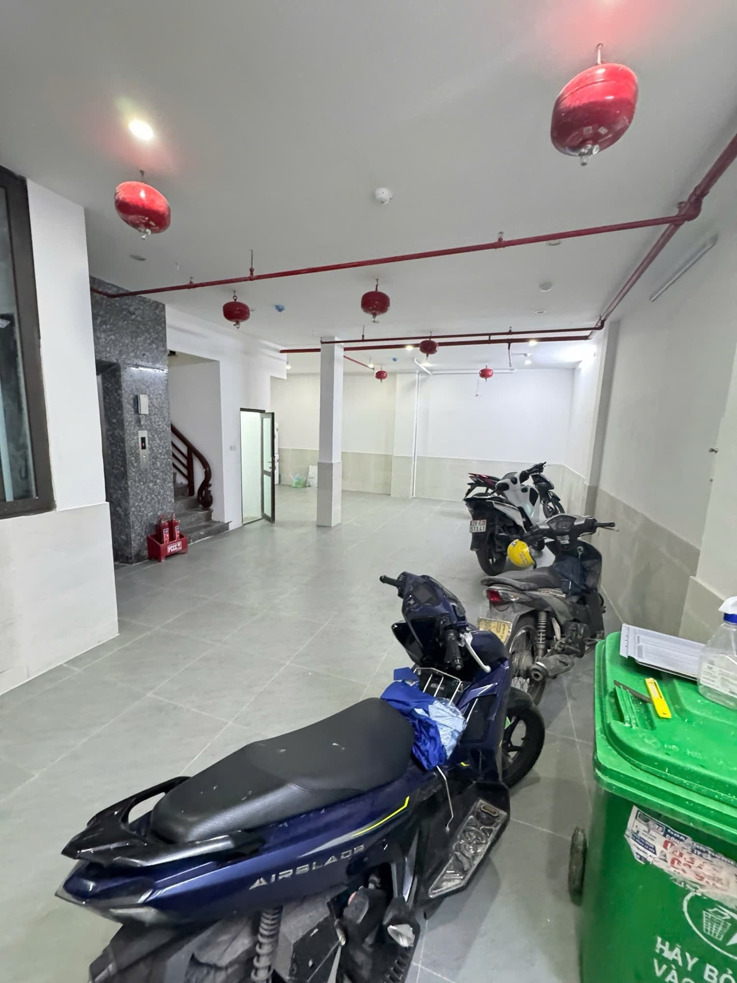 Nhà đất mặt phố, Thanh Trì, Hà Nội - 95m² giá 19.9 tỷ