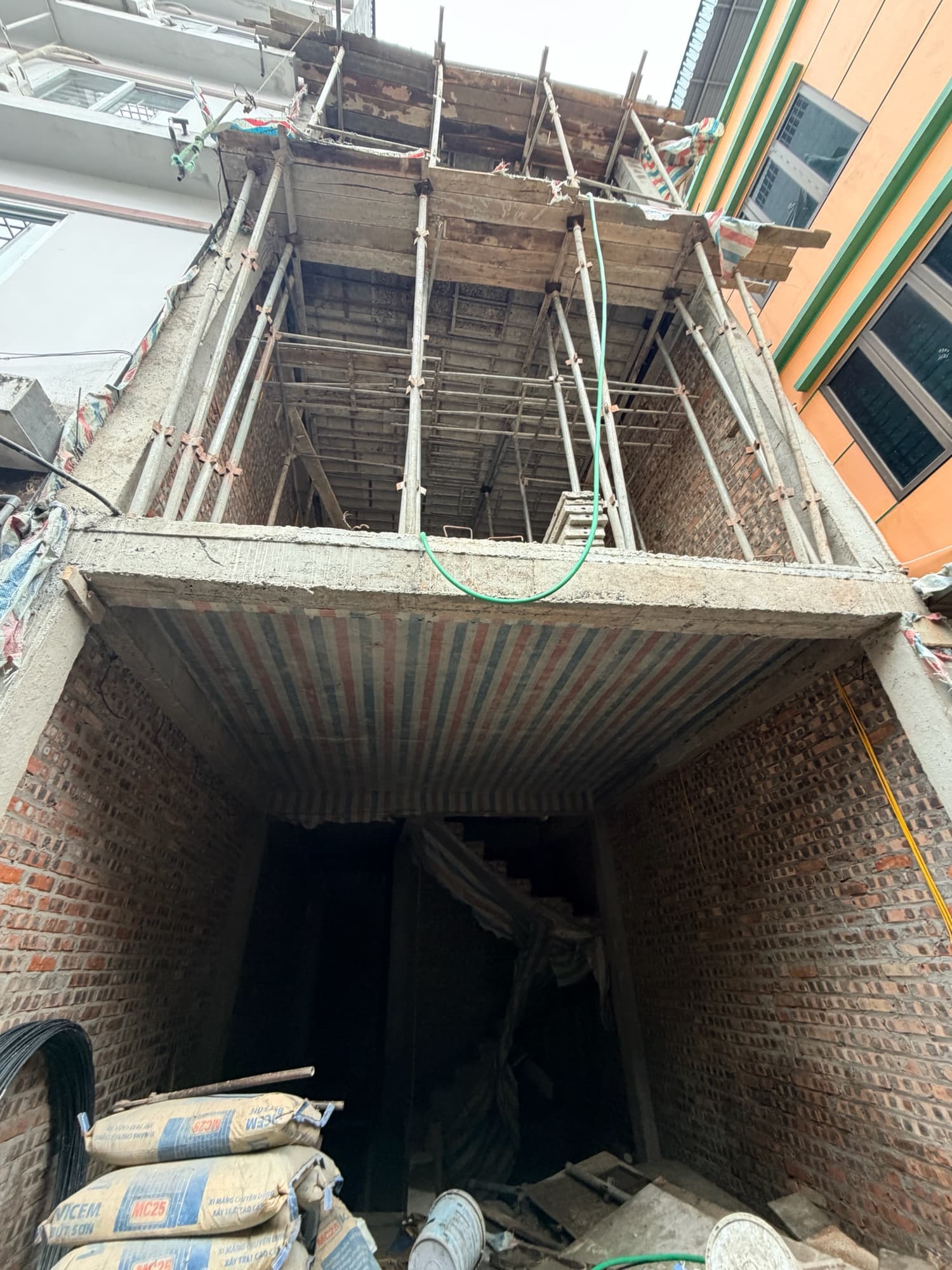 Nhà đất mặt phố, Thanh Trì, Hà Nội - 46m² giá 10.5 tỷ