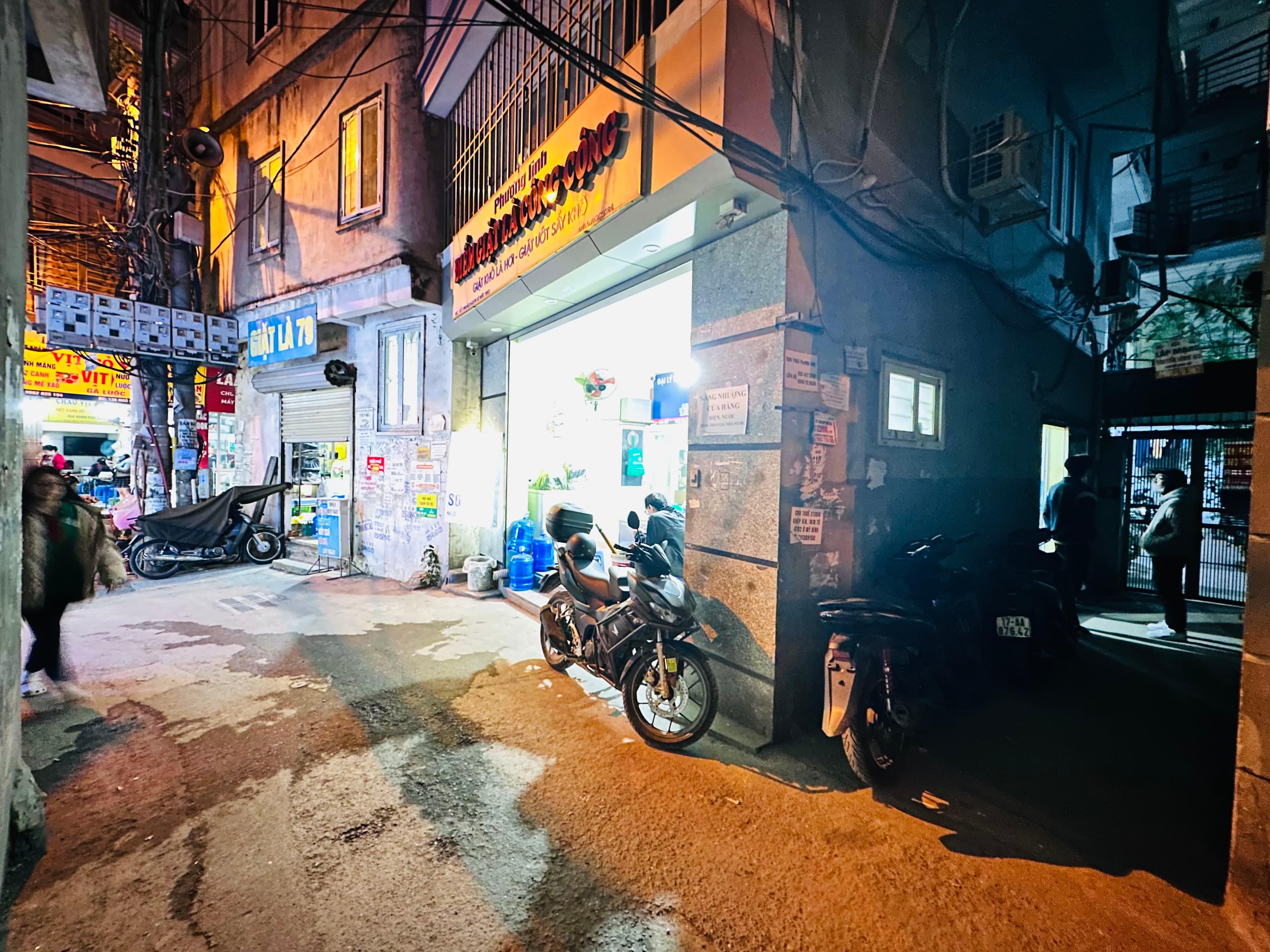 Nhà đất mặt phố, Nam Từ Liêm, Hà Nội - 37.7m² giá 9 tỷ