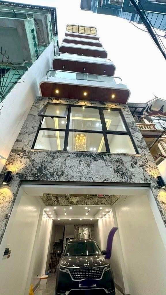 Nhà đất mặt phố, Long Biên, Hà Nội - 45m² giá 18.5 tỷ