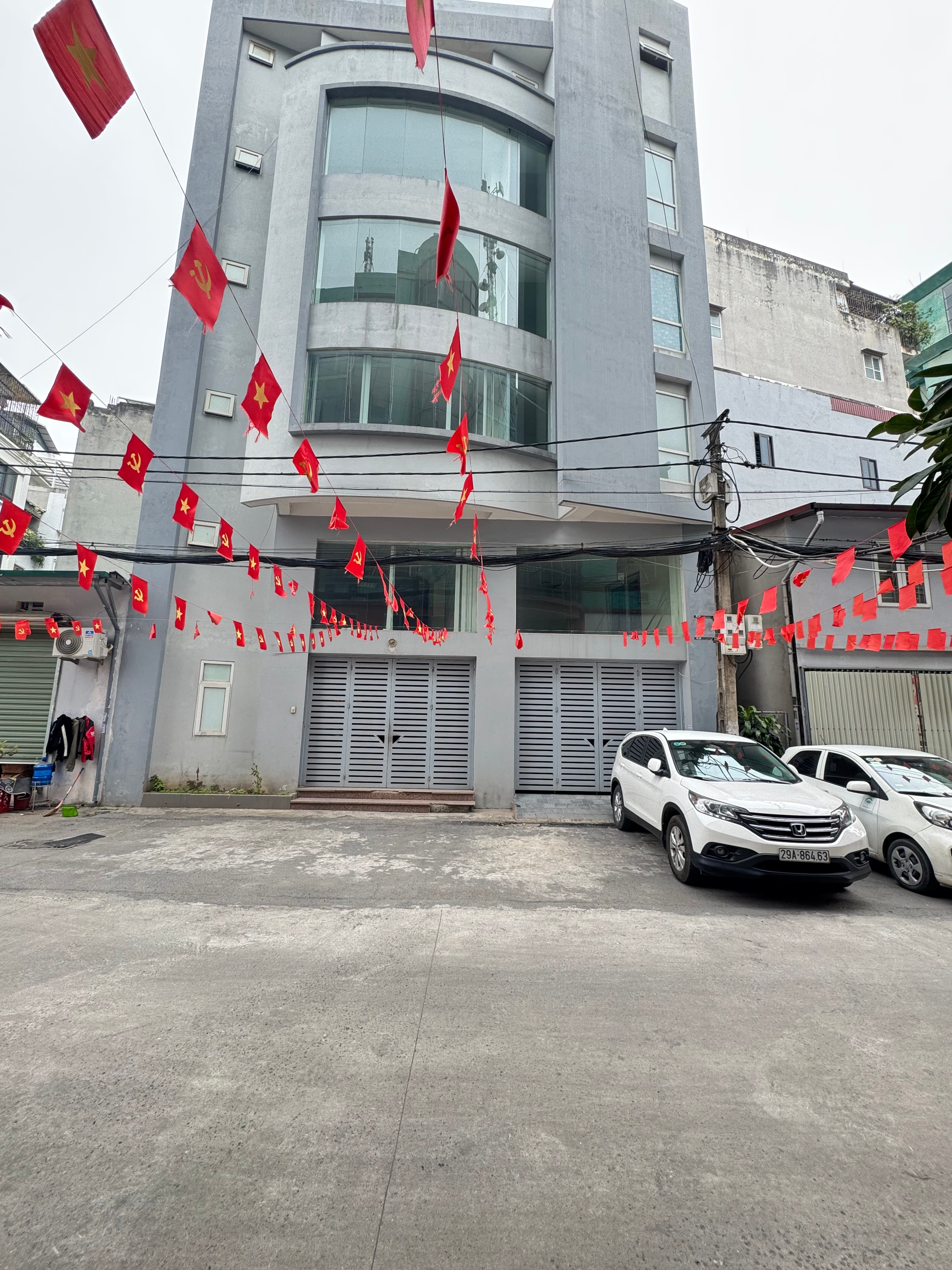 Nhà đất mặt phố, Long Biên, Hà Nội - 104m² giá 26.8 tỷ