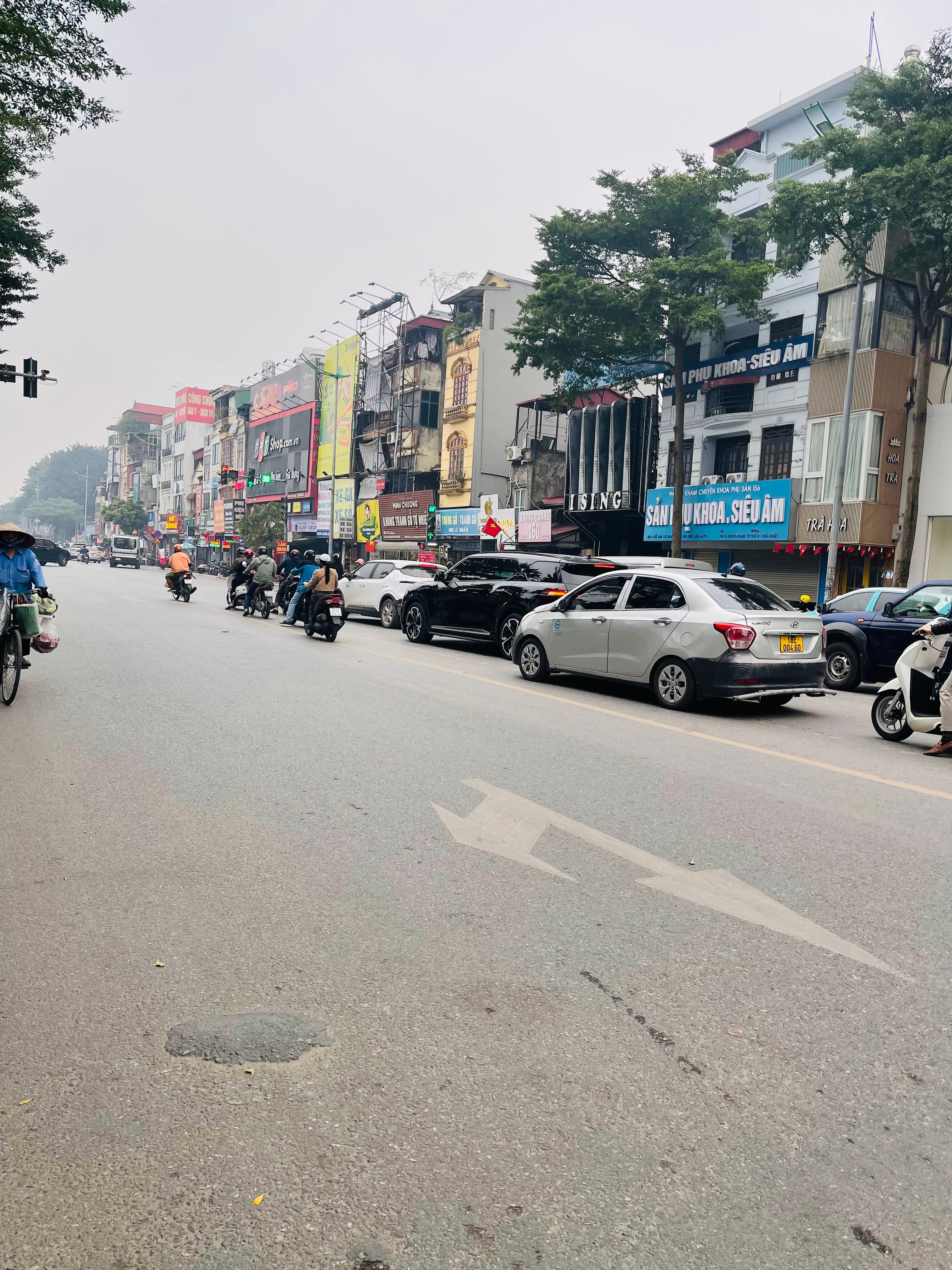 Nhà đất mặt phố, Đống Đa, Hà Nội - 17.5m² giá 13.2 tỷ