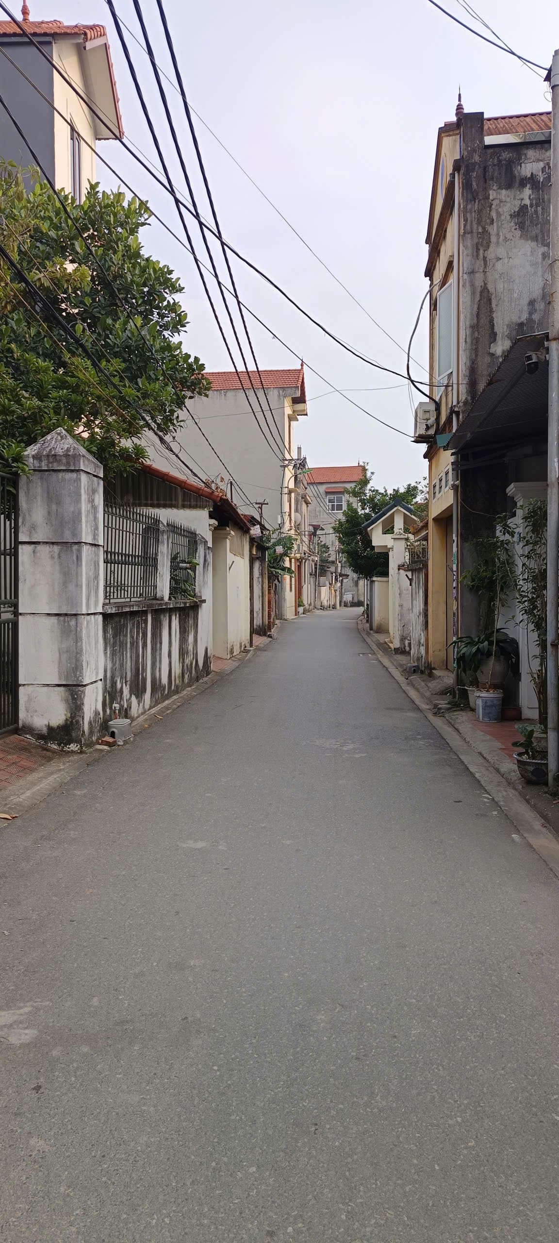 Nhà đất mặt phố Gia Lâm, Hà Nội - 43m² giá 3 tỷ