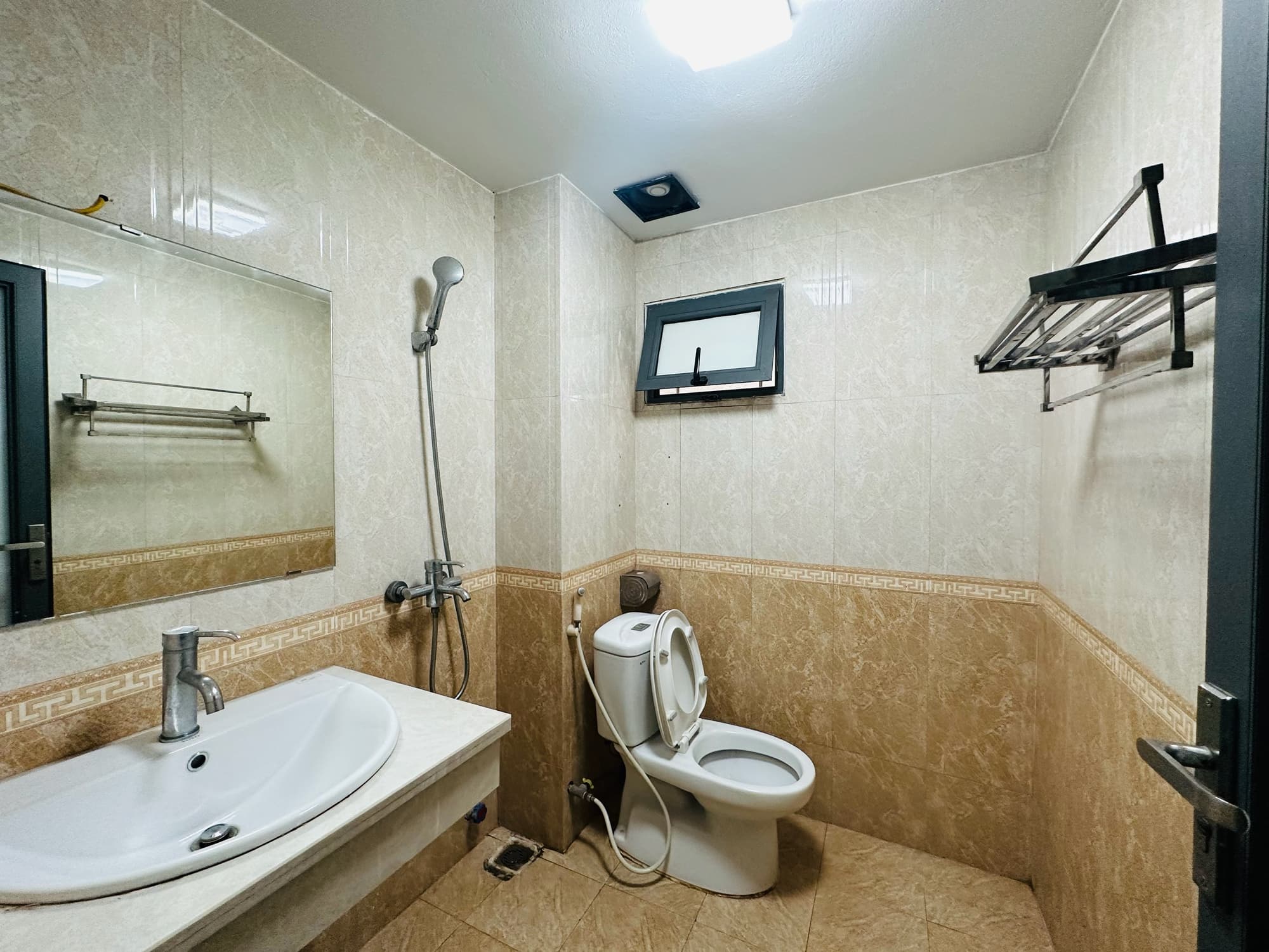 Nhà đất mặt phố, Đống Đa, Hà Nội - 39m² giá 8.5 tỷ