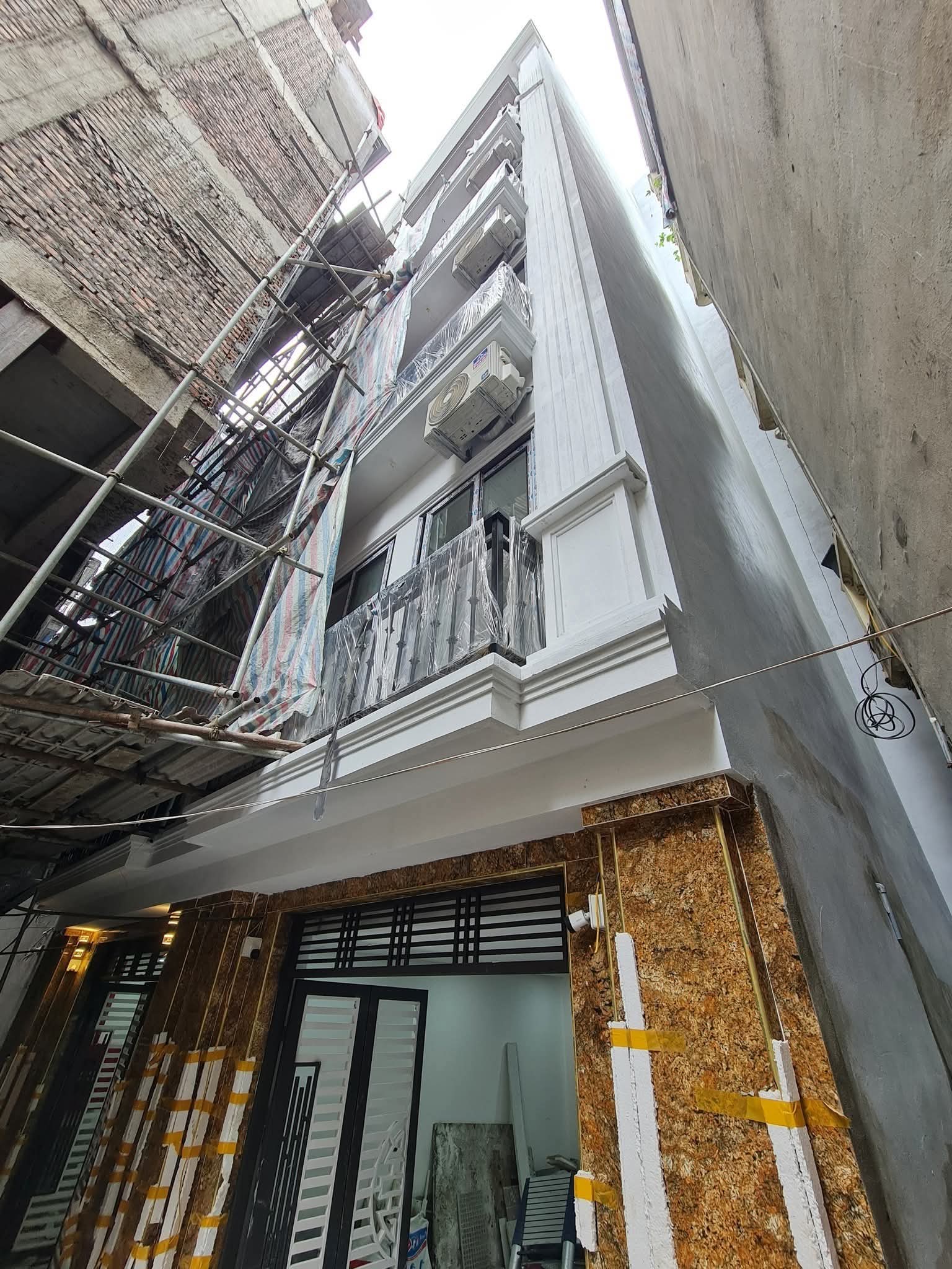 Nhà đất mặt phố, Đống Đa, Hà Nội - 55m² giá 13.5 tỷ