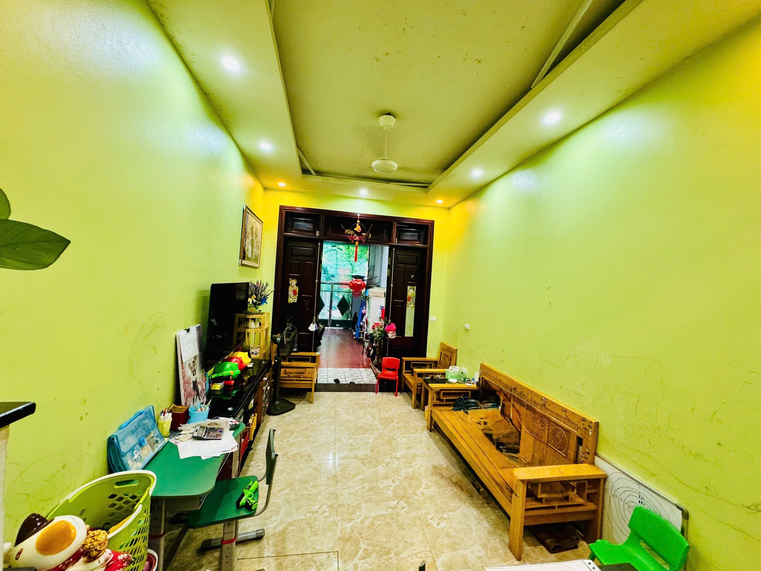 Nhà đất mặt phố, Thanh Trì, Hà Nội - 78m² giá 10.1 tỷ