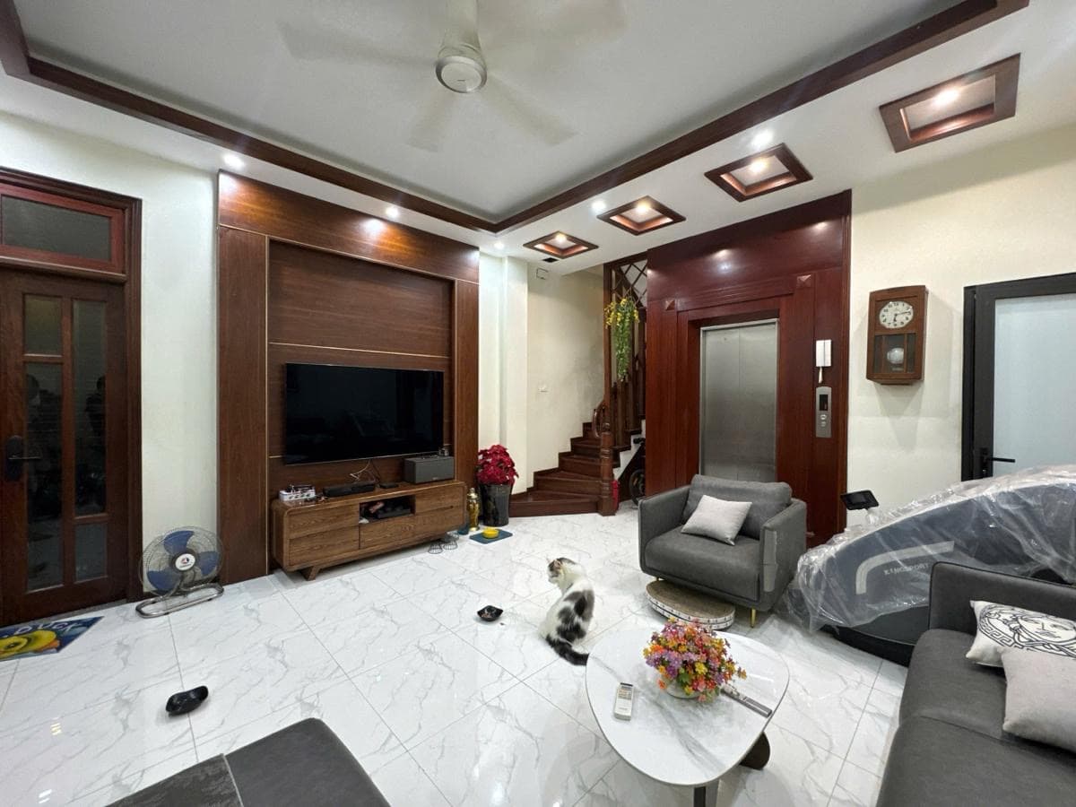 Nhà đất mặt phố, Đống Đa, Hà Nội - 44m² giá 14.5 tỷ