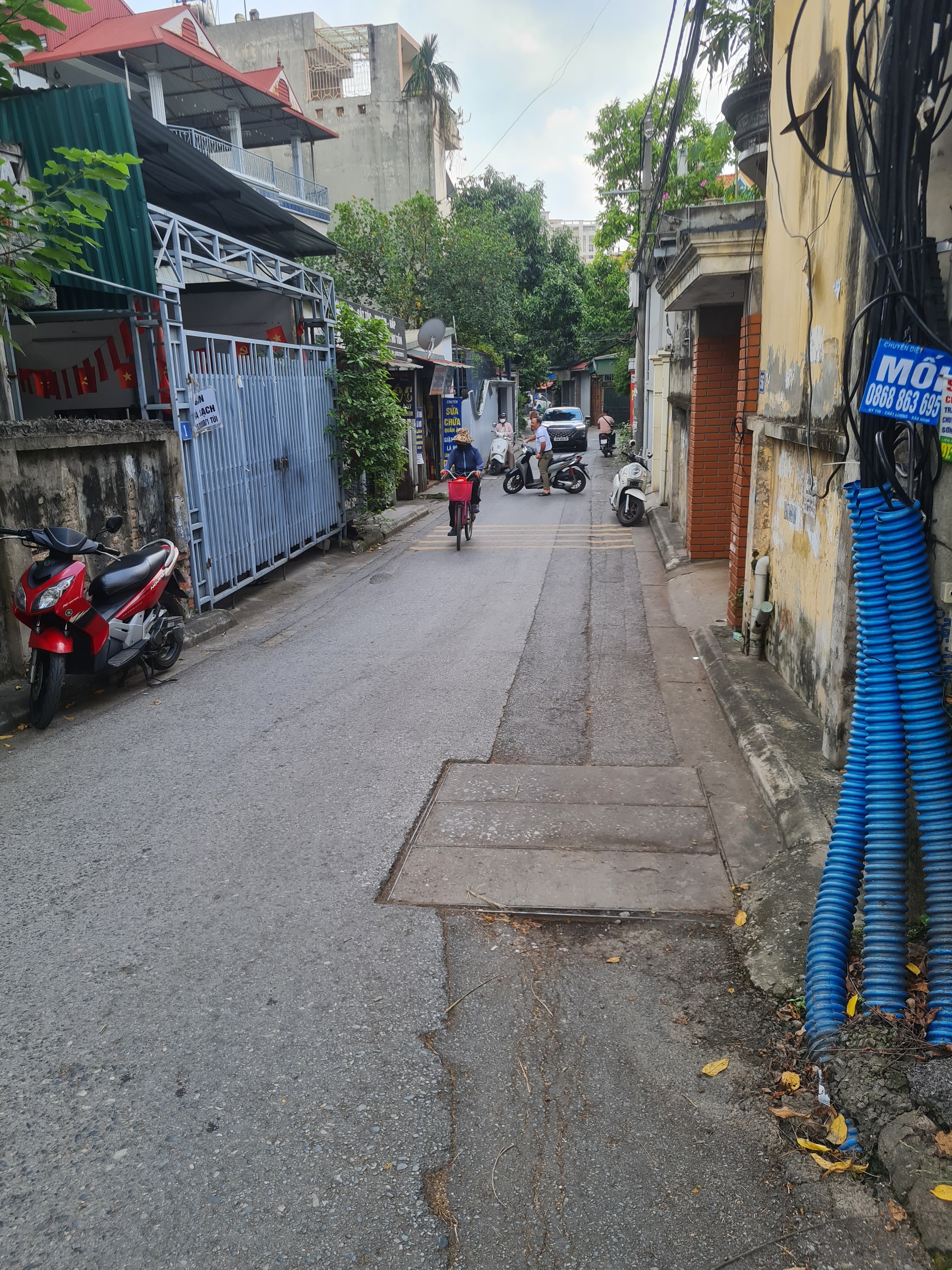 Nhà đất mặt phố, Long Biên, Hà Nội - 97m² giá 16.5 tỷ