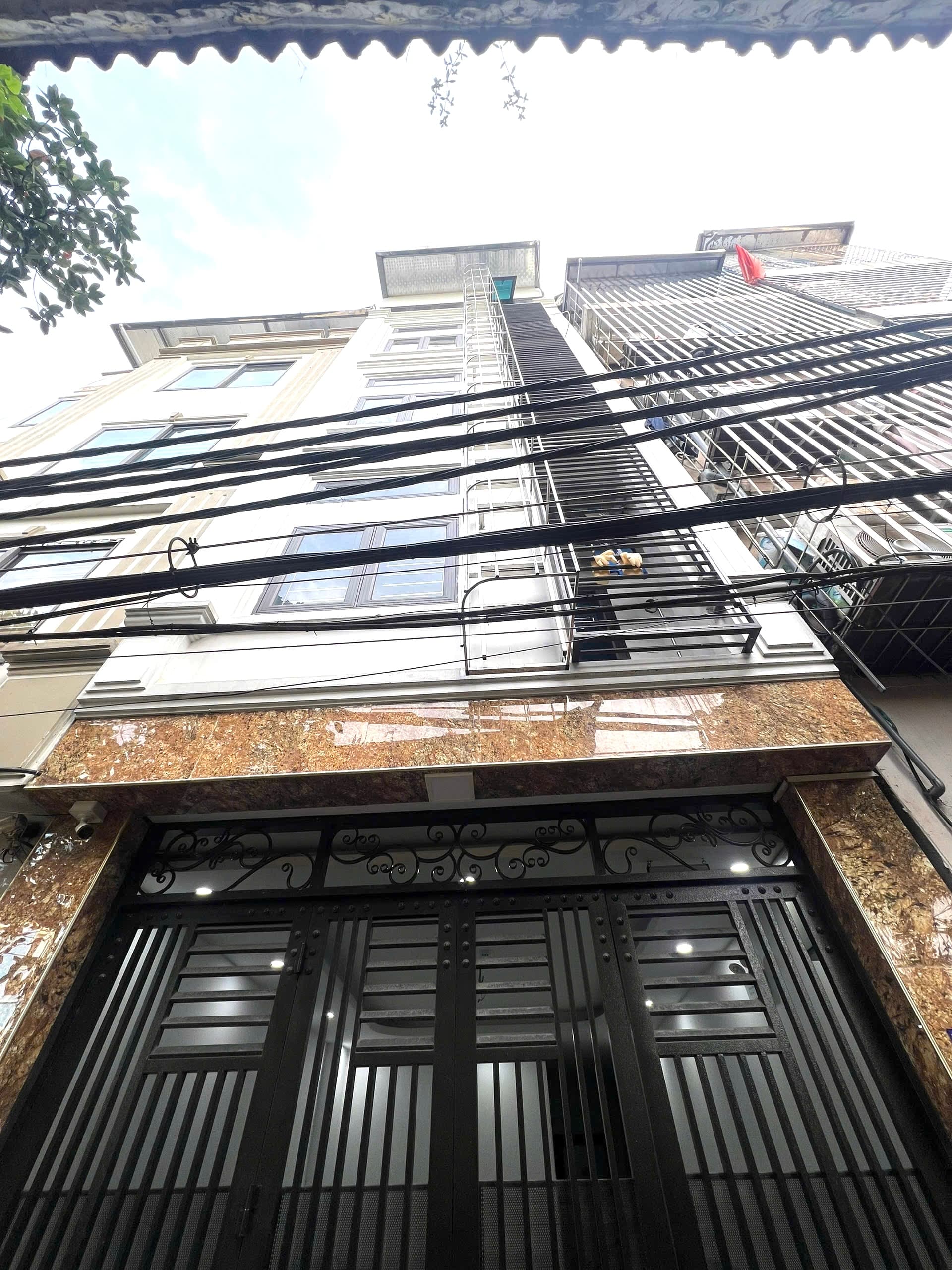 Nhà đất mặt phố, Hoàng Mai, Hà Nội - 60m² giá 14.2 tỷ