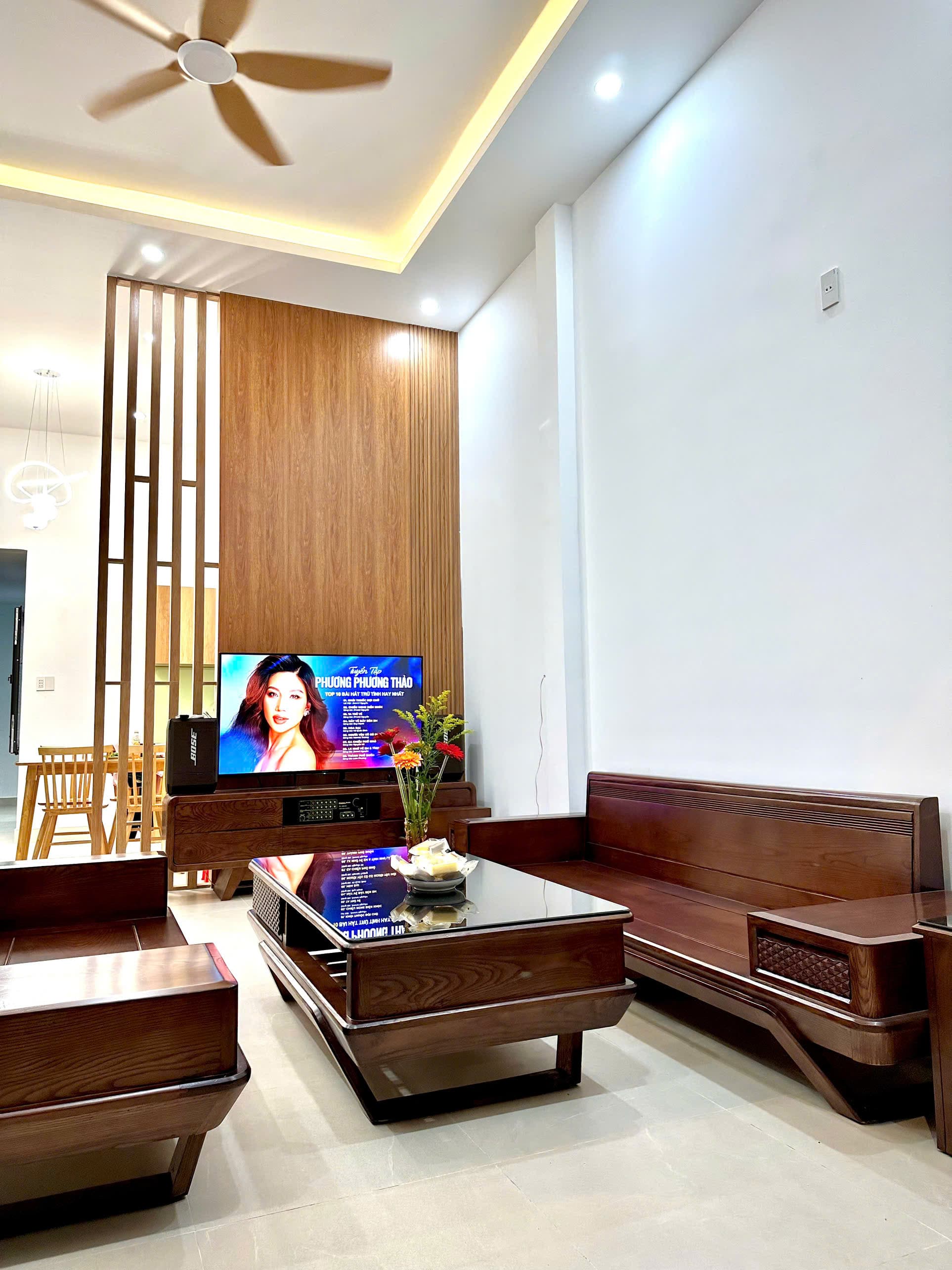 Nhà đất mặt phố, Hòa Vang, Đà Nẵng - 120m² giá 3.7 tỷ