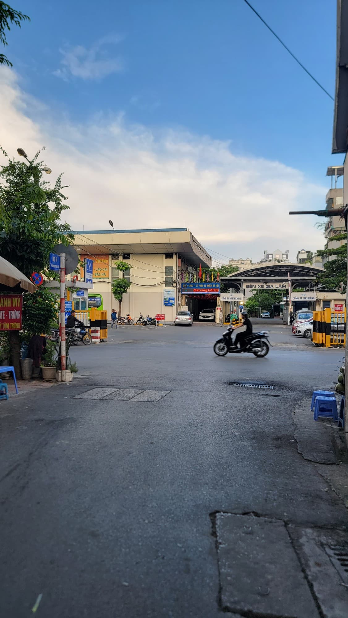 Nhà đất mặt phố, Long Biên, Hà Nội - 65m² giá 22 tỷ