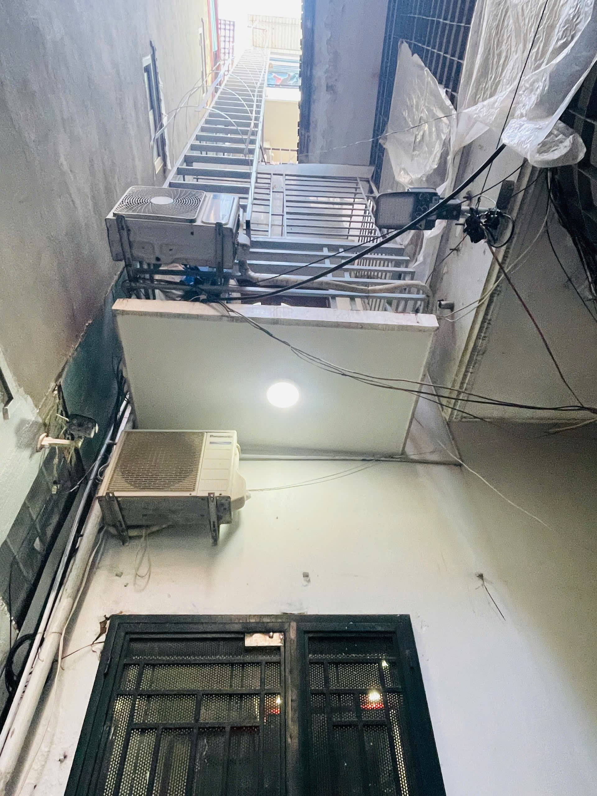 Nhà đất mặt phố, Ba Đình, Hà Nội - 51m² giá 13.3 tỷ