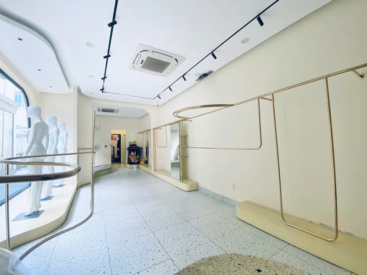 Nhà đất mặt phố, Hải Châu, Đà Nẵng - 105m² giá 28.5 tỷ