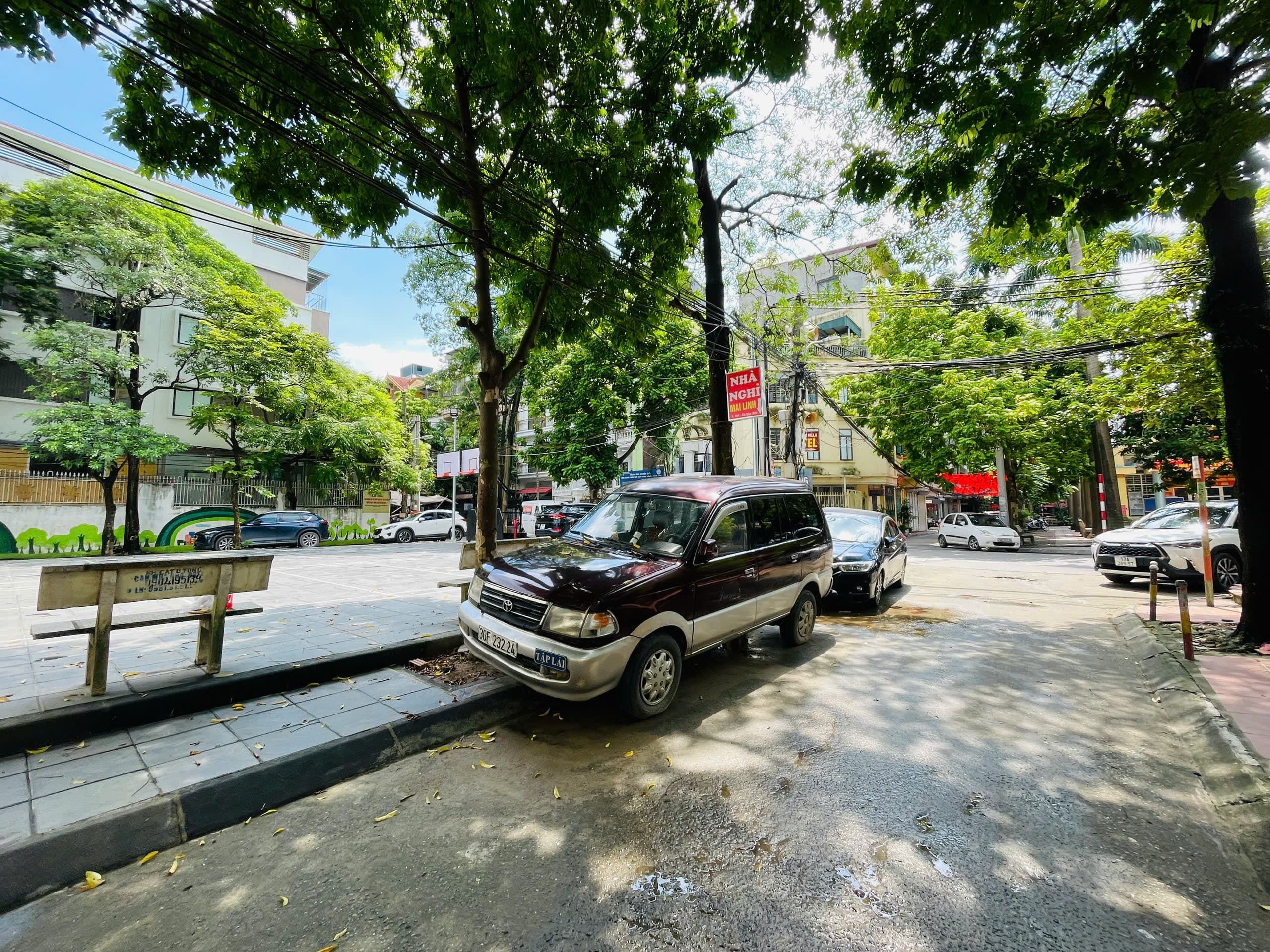 Nhà đất mặt phố, Thanh Xuân, Hà Nội - 49m² giá 18.8 tỷ