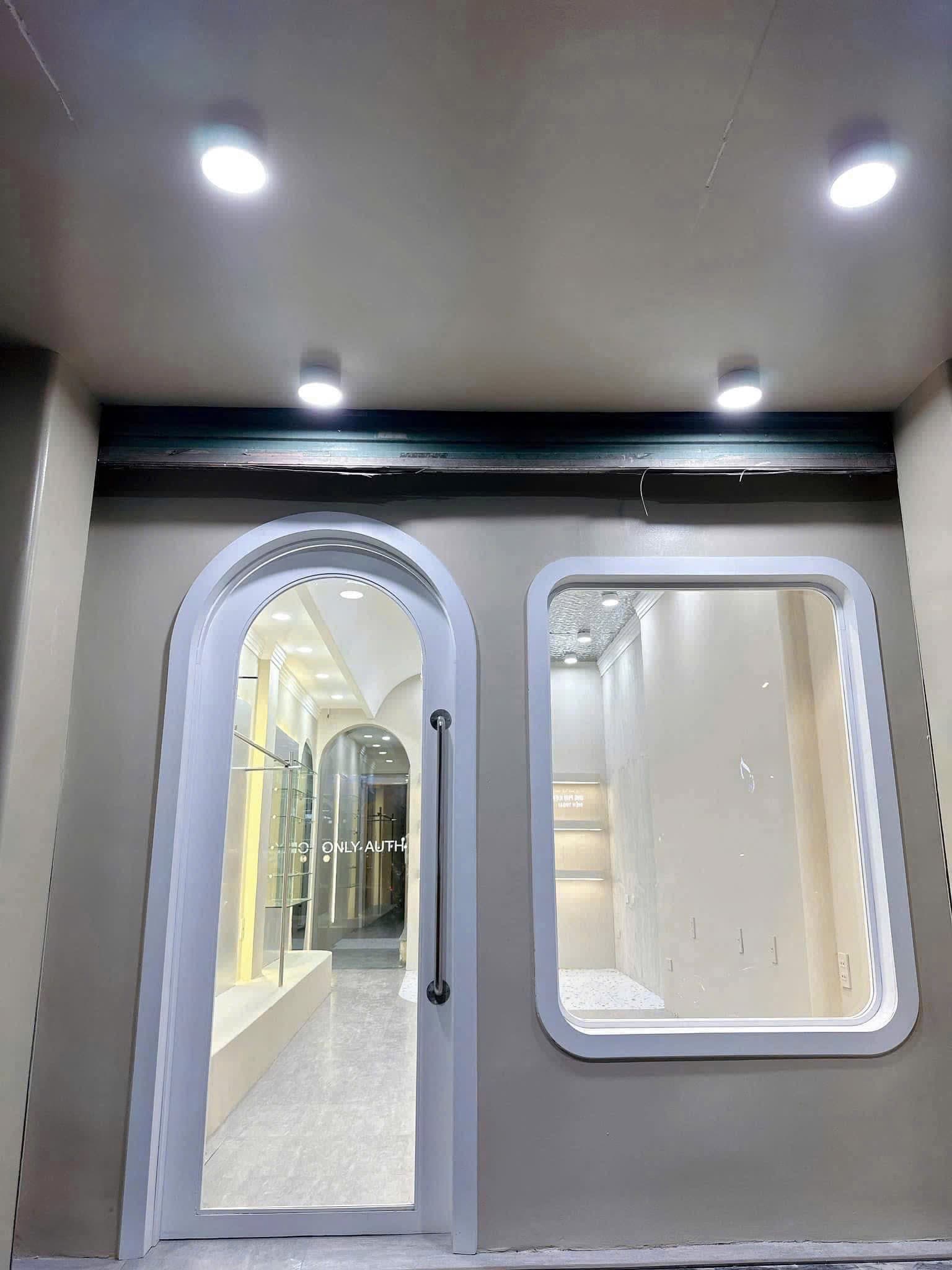 Nhà đất mặt phố, Thanh Xuân, Hà Nội - 56m² giá 42 tỷ
