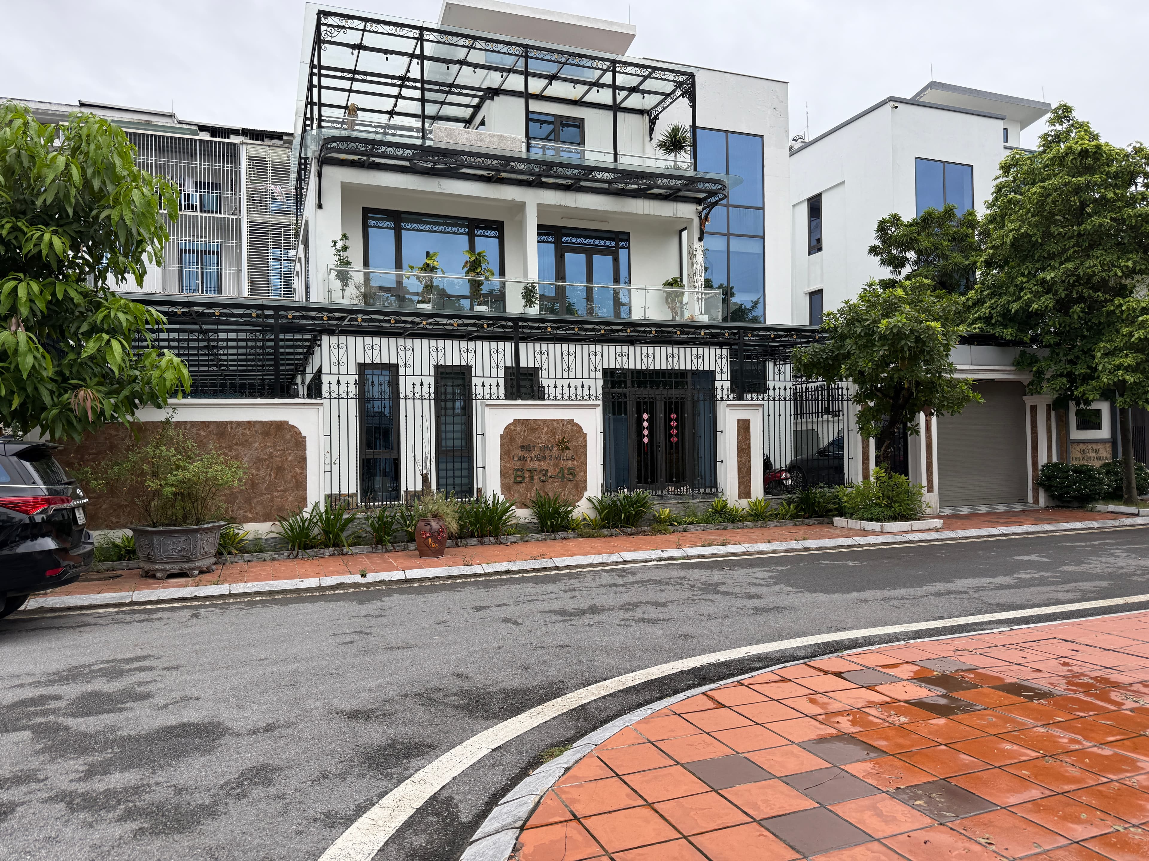 Nhà đất mặt phố, Gia Lâm, Hà Nội - 342m² giá 89 tỷ