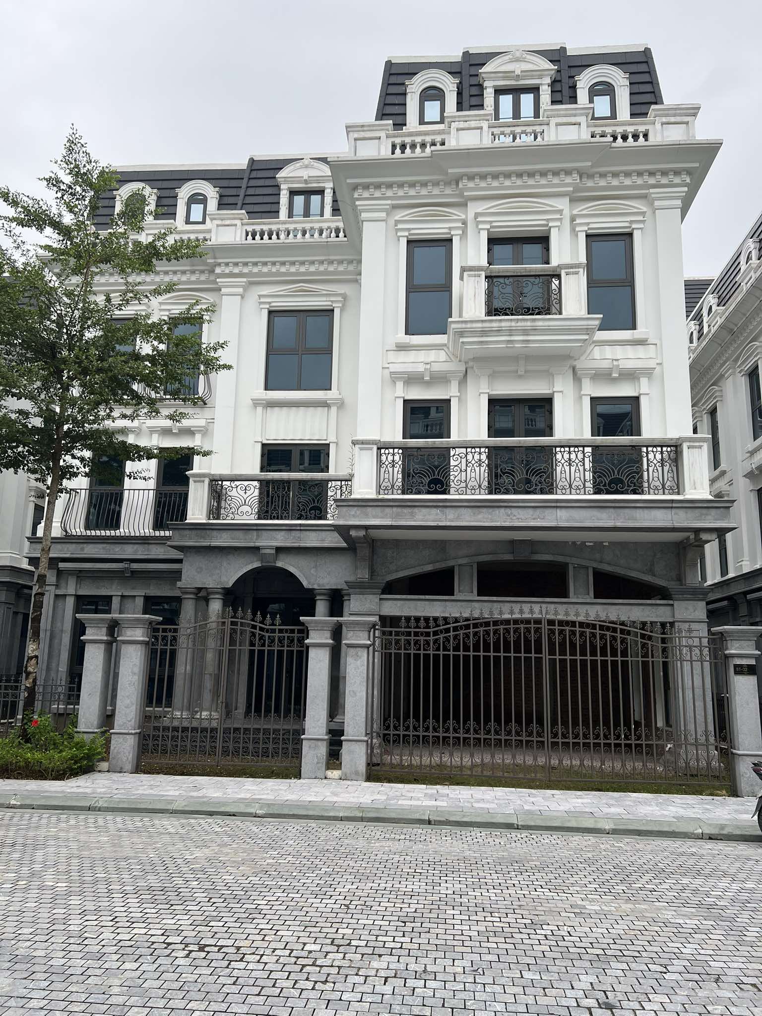 Nhà đất mặt phố, Bắc Từ Liêm, Hà Nội - 315m² giá 69.8 tỷ