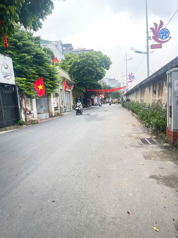 Nhà đất mặt phố, Tây Hồ, Hà Nội - 71m² giá 26 tỷ