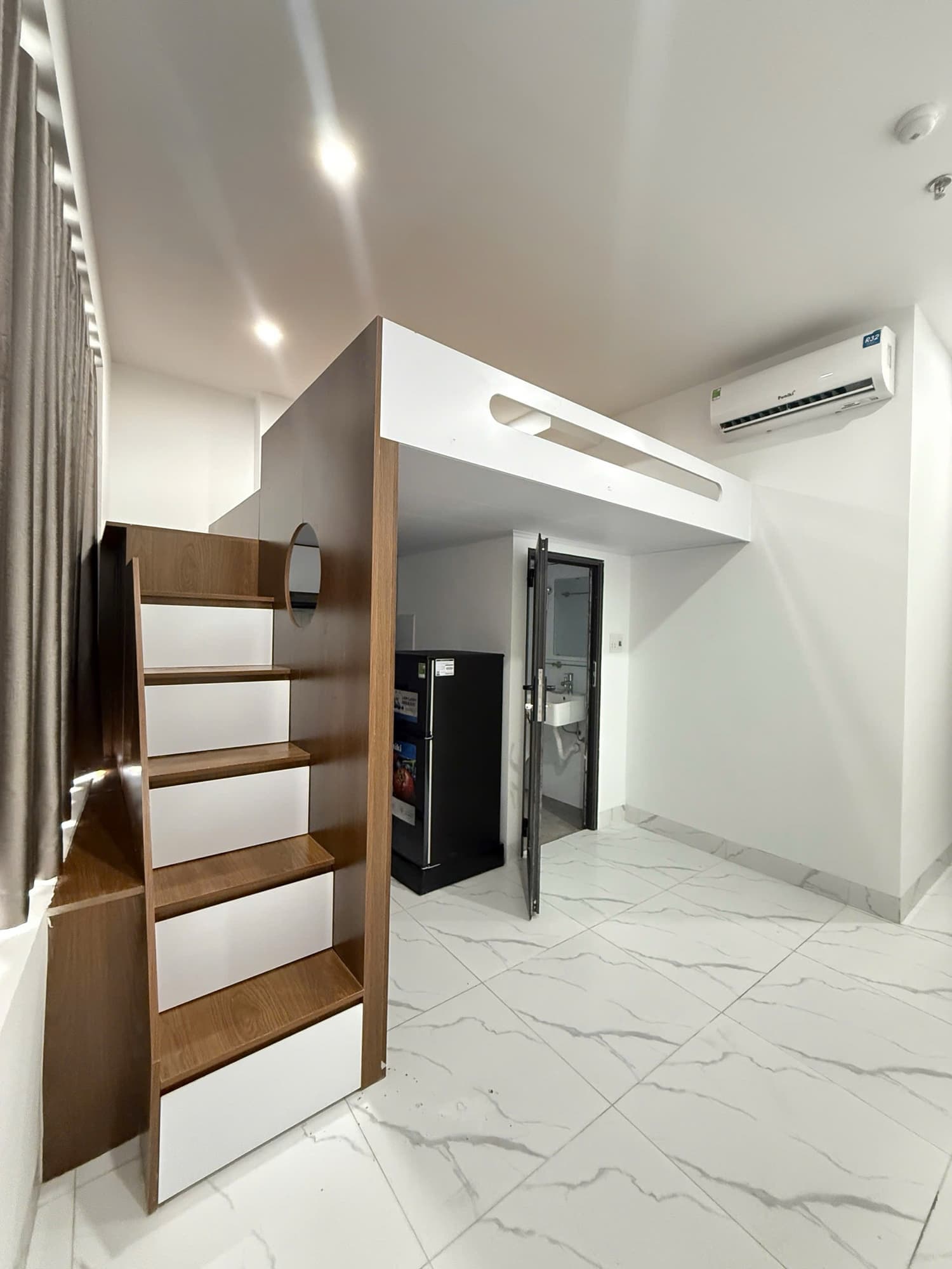 Nhà đất mặt phố, Nam Từ Liêm, Hà Nội - 73m² giá 26 tỷ