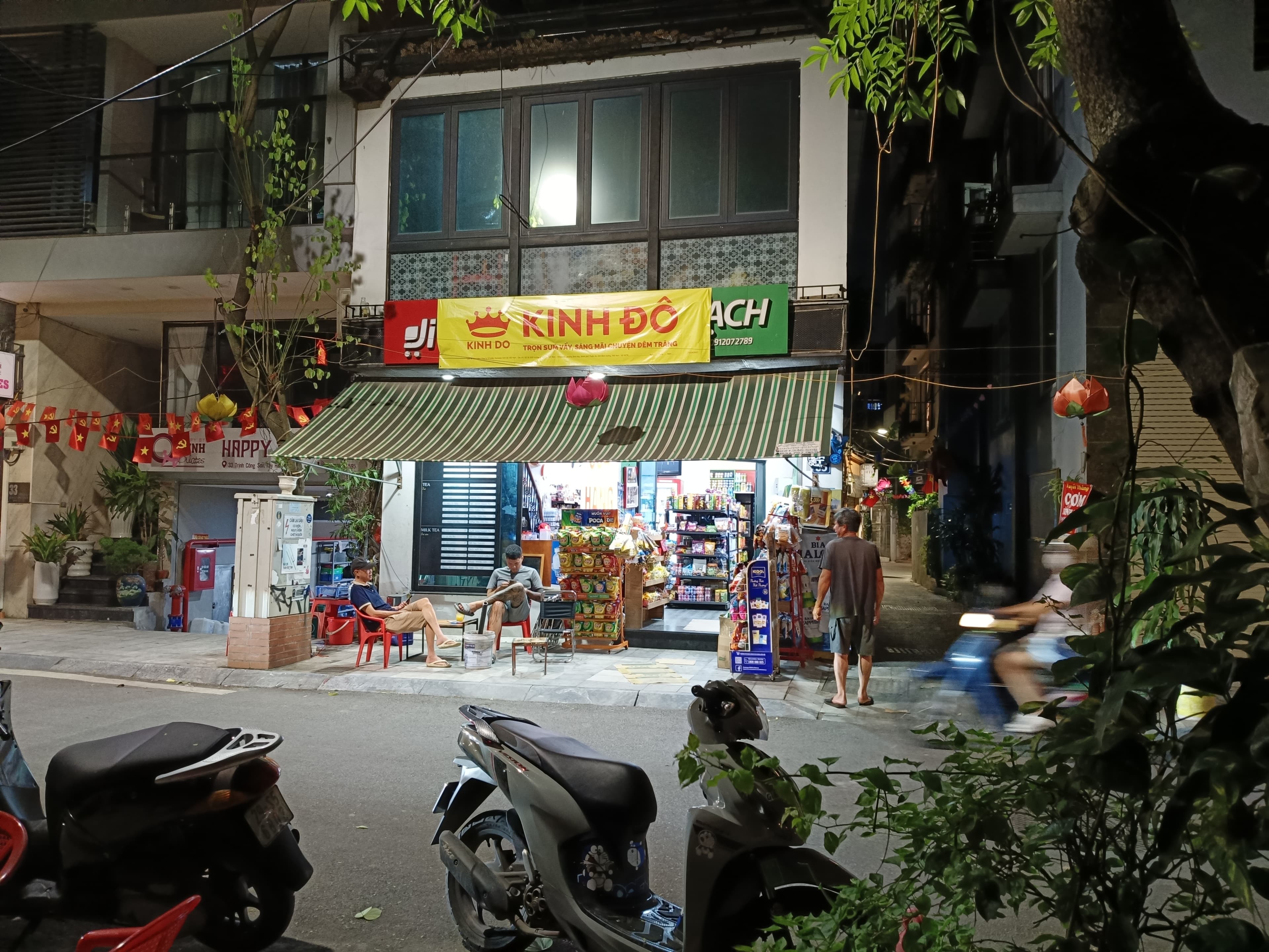Nhà đất mặt phố, Tây Hồ, Hà Nội - 118m² giá 85 tỷ