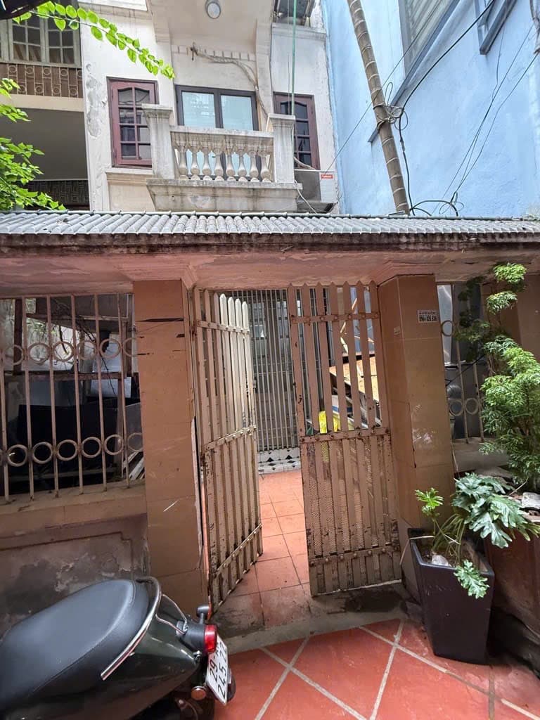 Nhà đất mặt phố, Hoàn Kiếm, Hà Nội - 73m² giá 16.5 tỷ