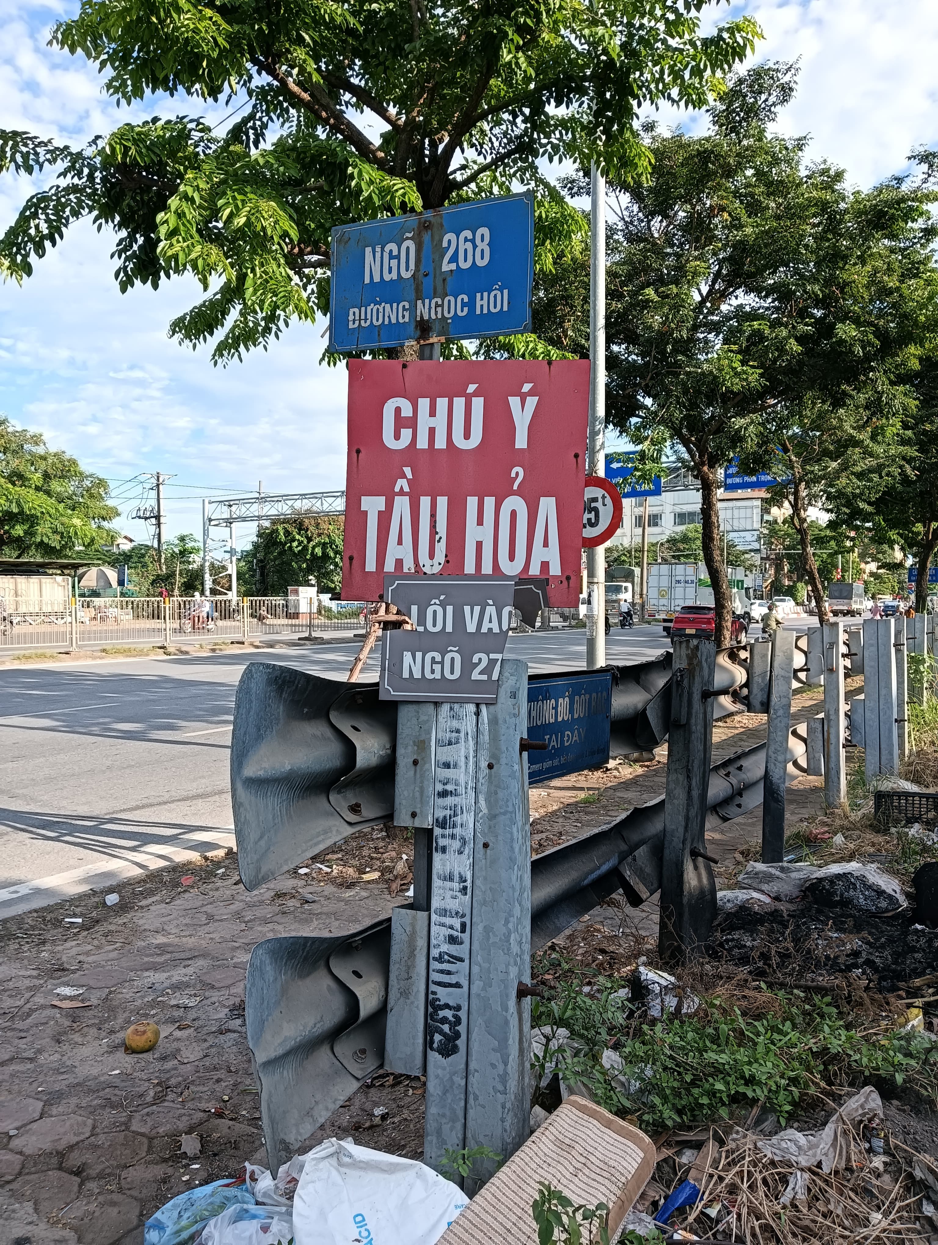 Nhà đất mặt phố, Thanh Trì, Hà Nội - 30m² giá 5.9 tỷ